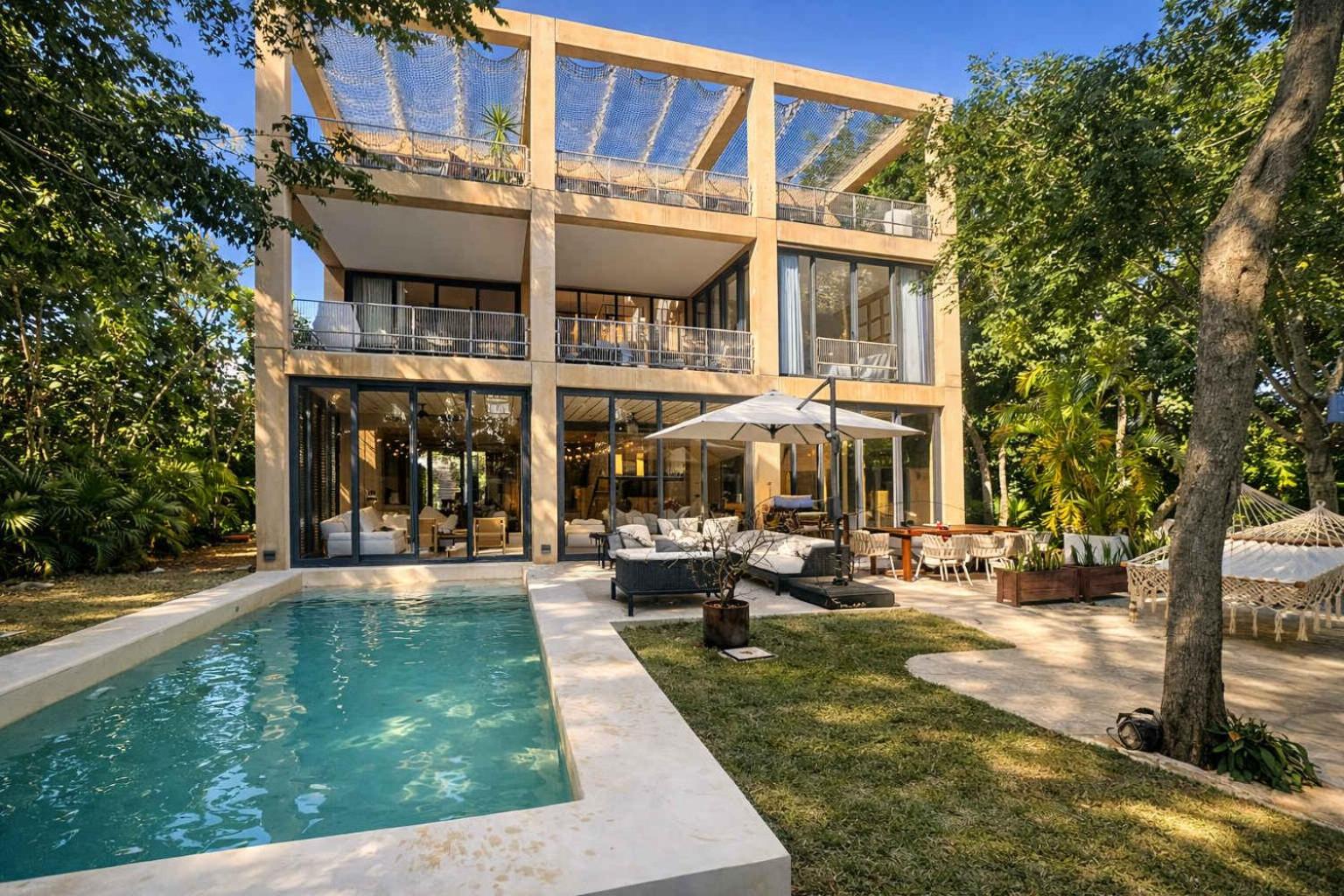 Luxury Villa in Corasol 4BR Private Pool