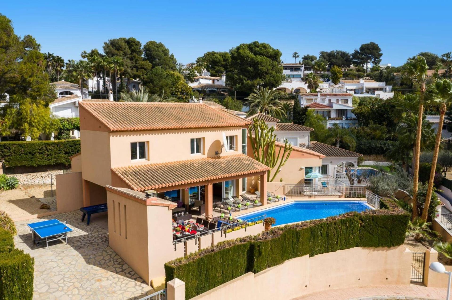 Villa Mar Flores by Villa Plus