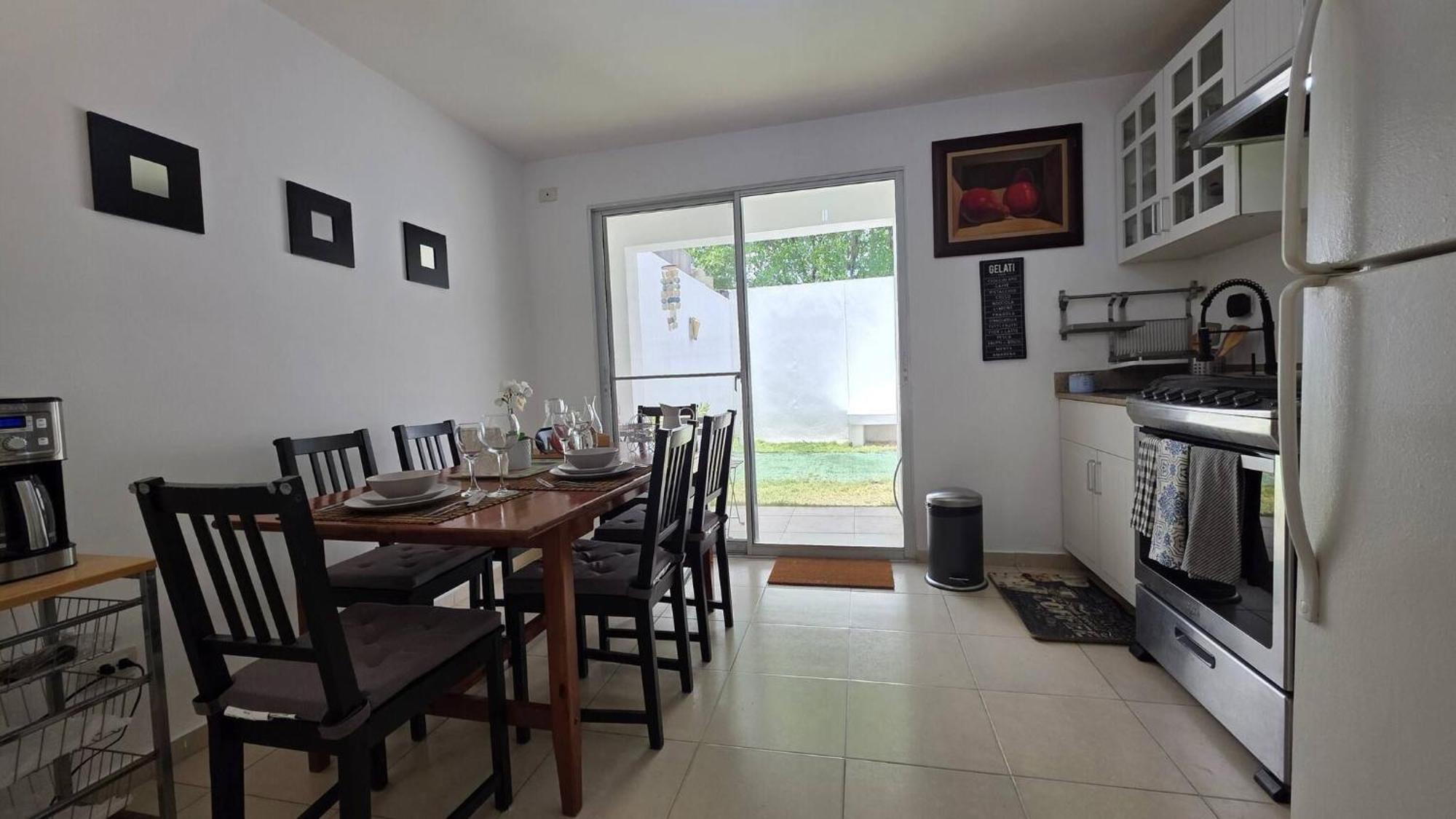 Comfortable Home in Gated Santo Domingo Community, foto 13