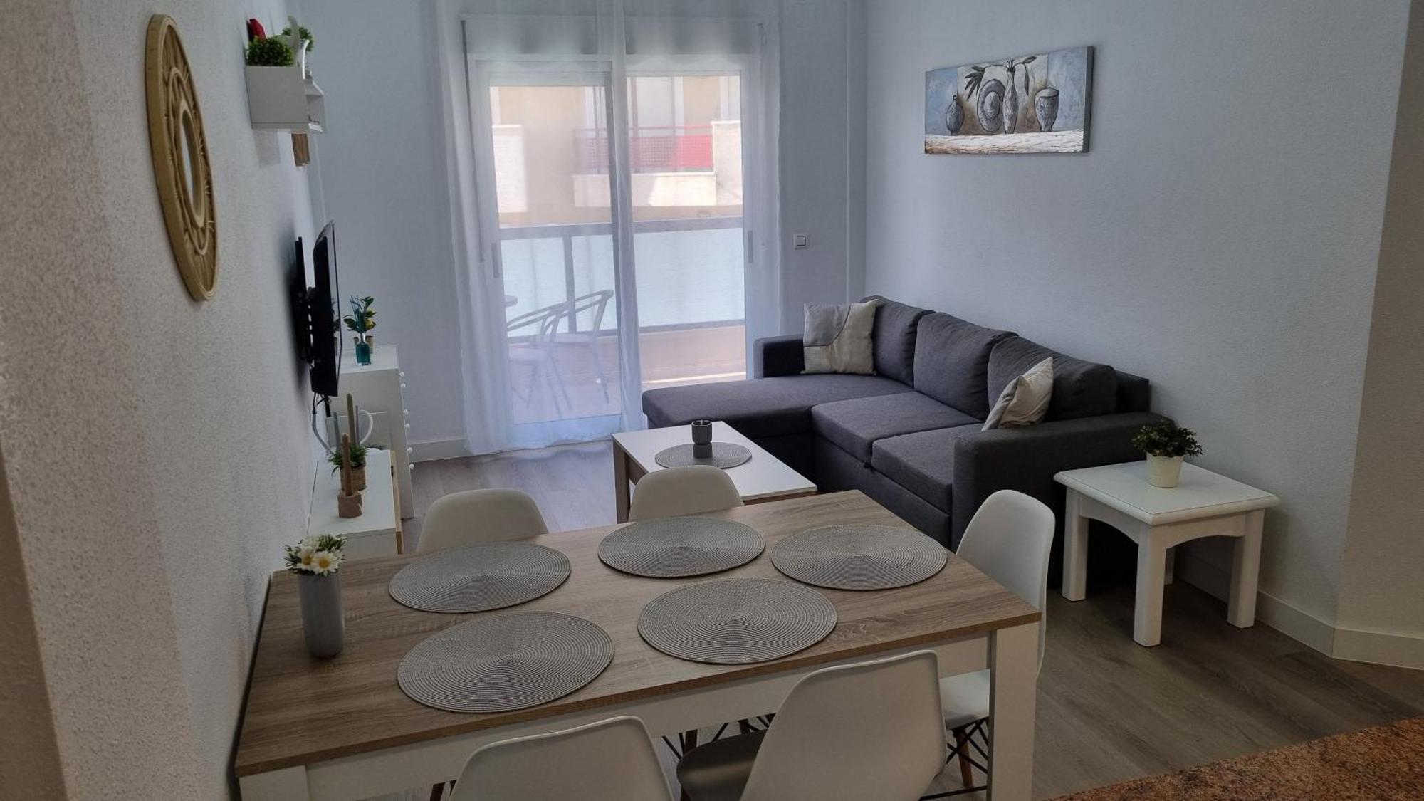 My Marina - Beach and Pool Apartment, Cabo Roig
