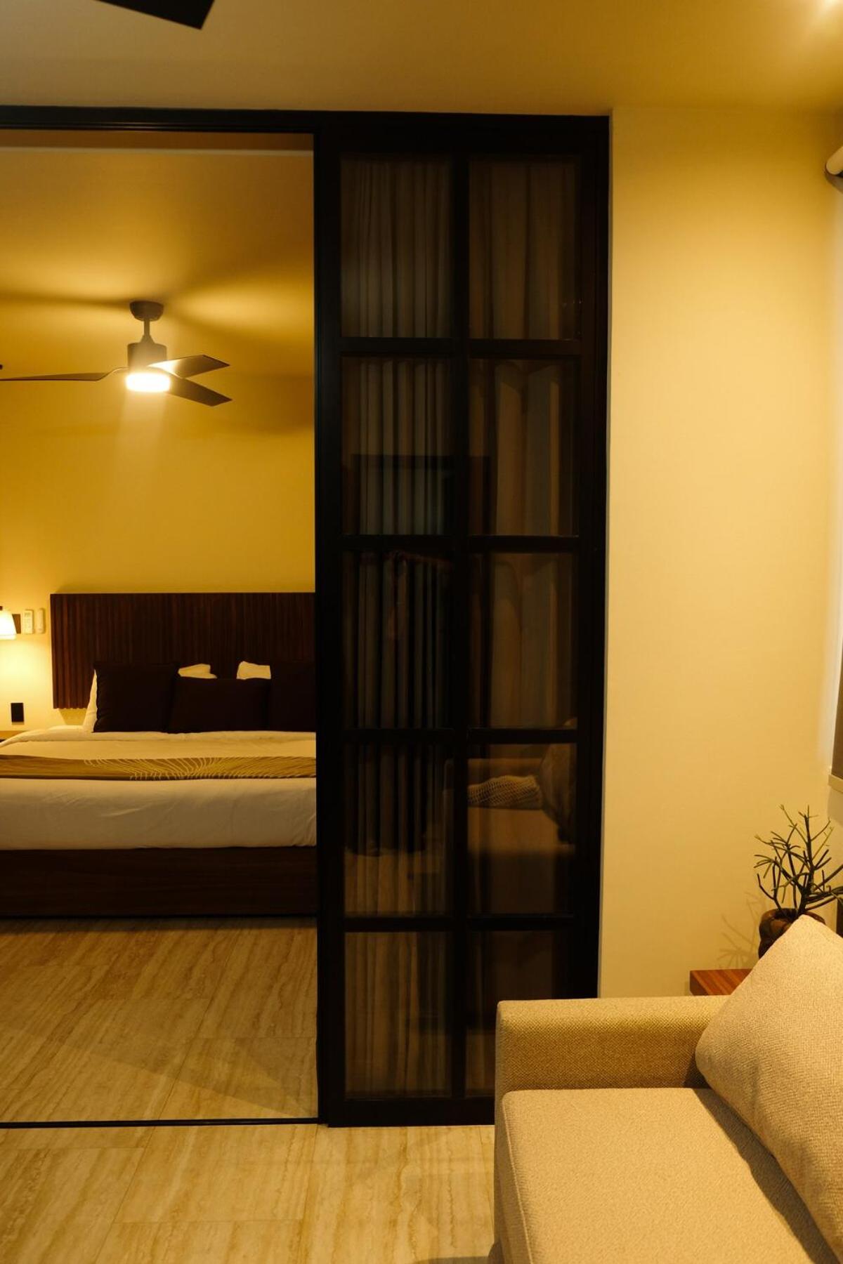 Sky Pool Suite - 4 Guests - Near the Beach, foto 11