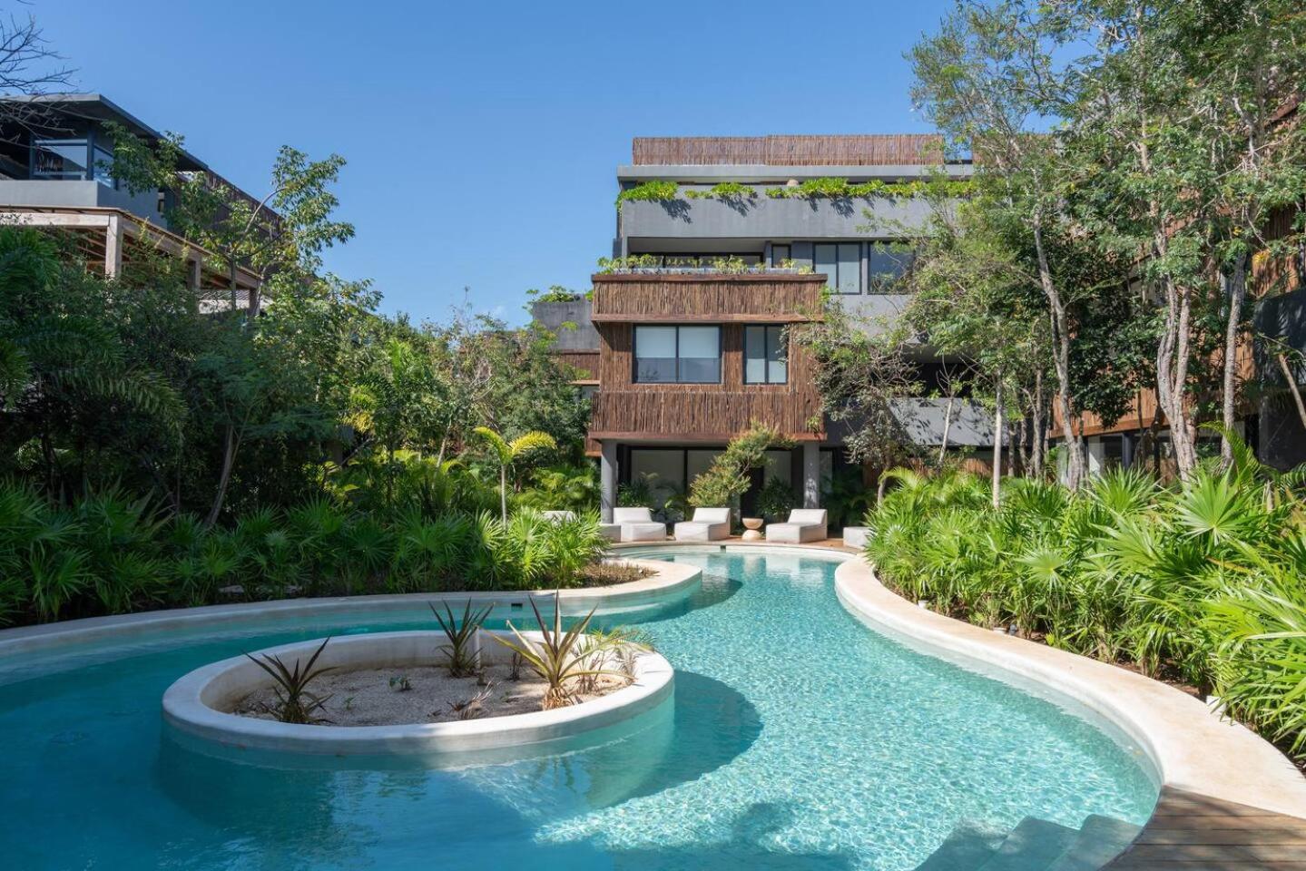 Humana Luxury Suite Private Pool & Huge Terrace, foto 10