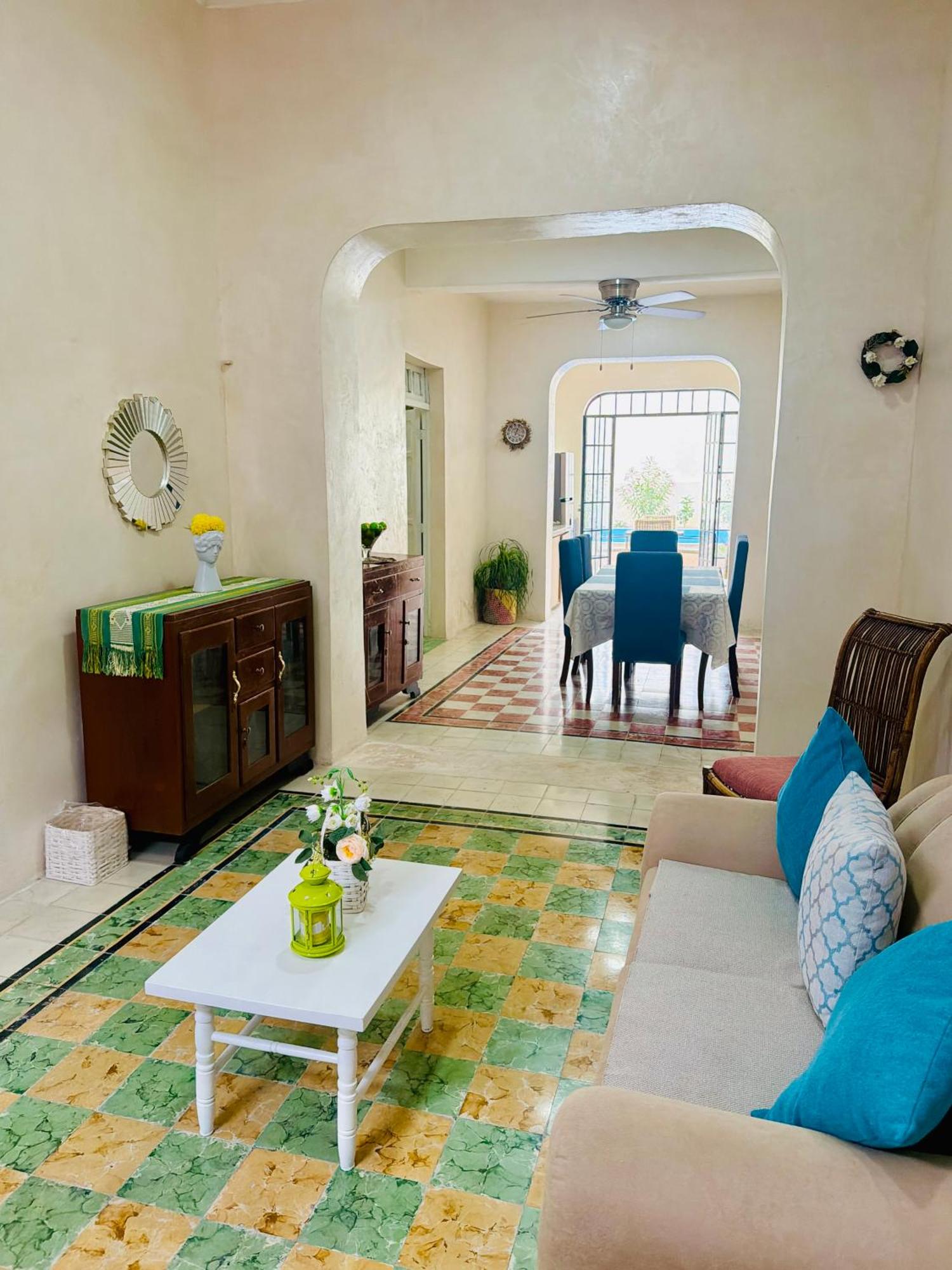 Casa Perez - House with pool in the center, imagen 3