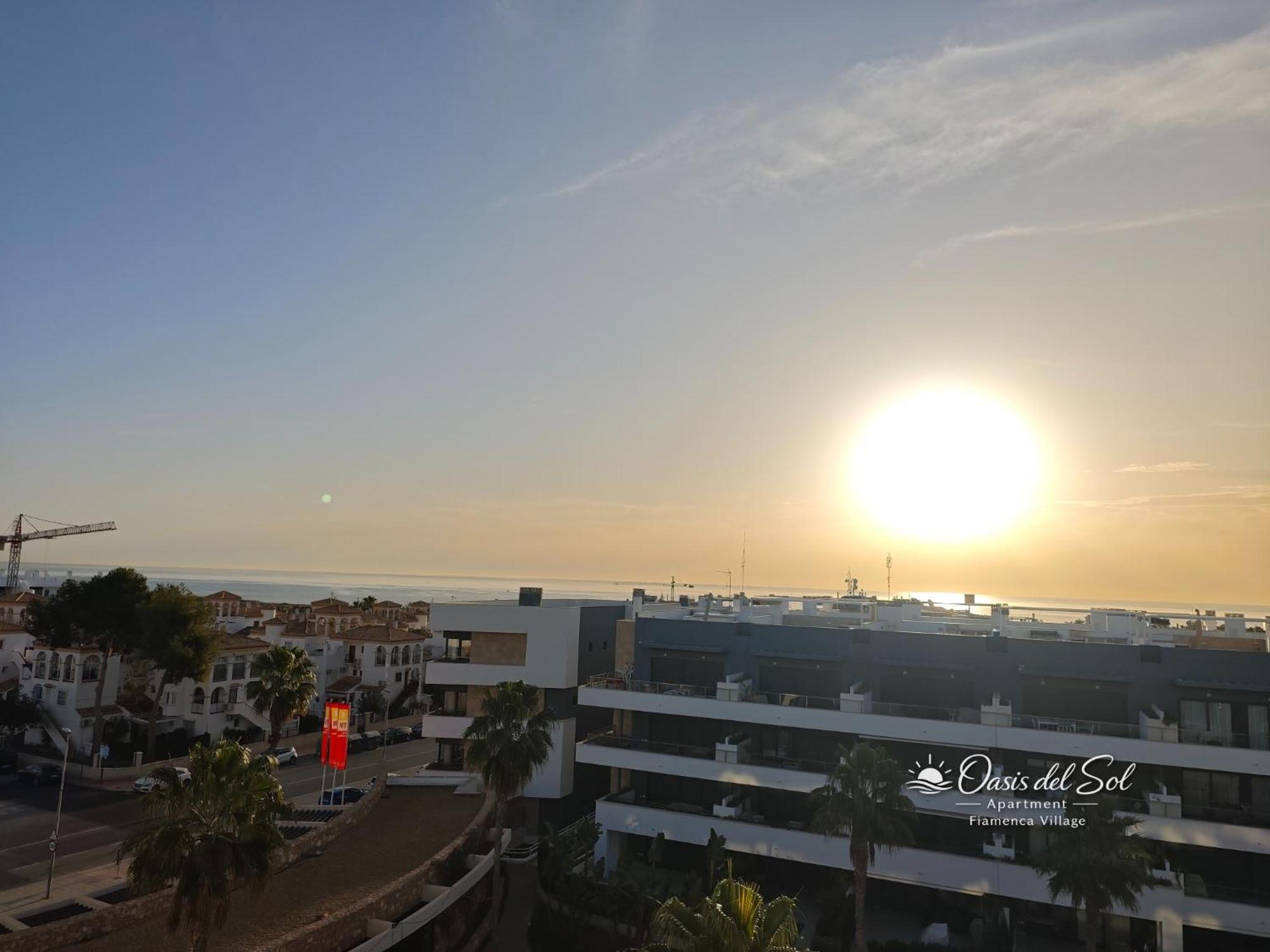 Oasis del Sol Apartament, Penthouse, Flamenca Village