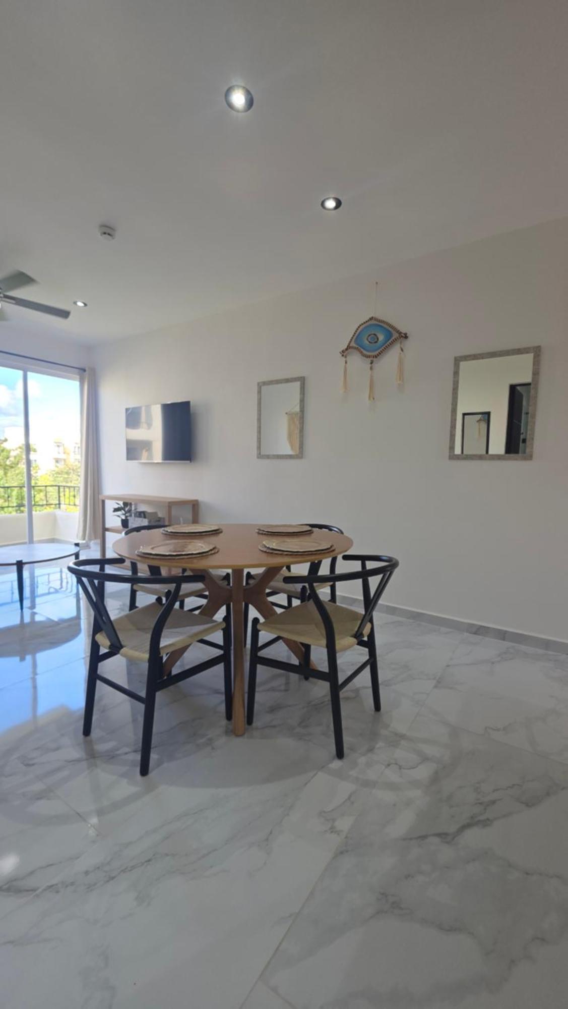 Tulum Plus Spacious 2BR with 24 7 Security, imagen 4