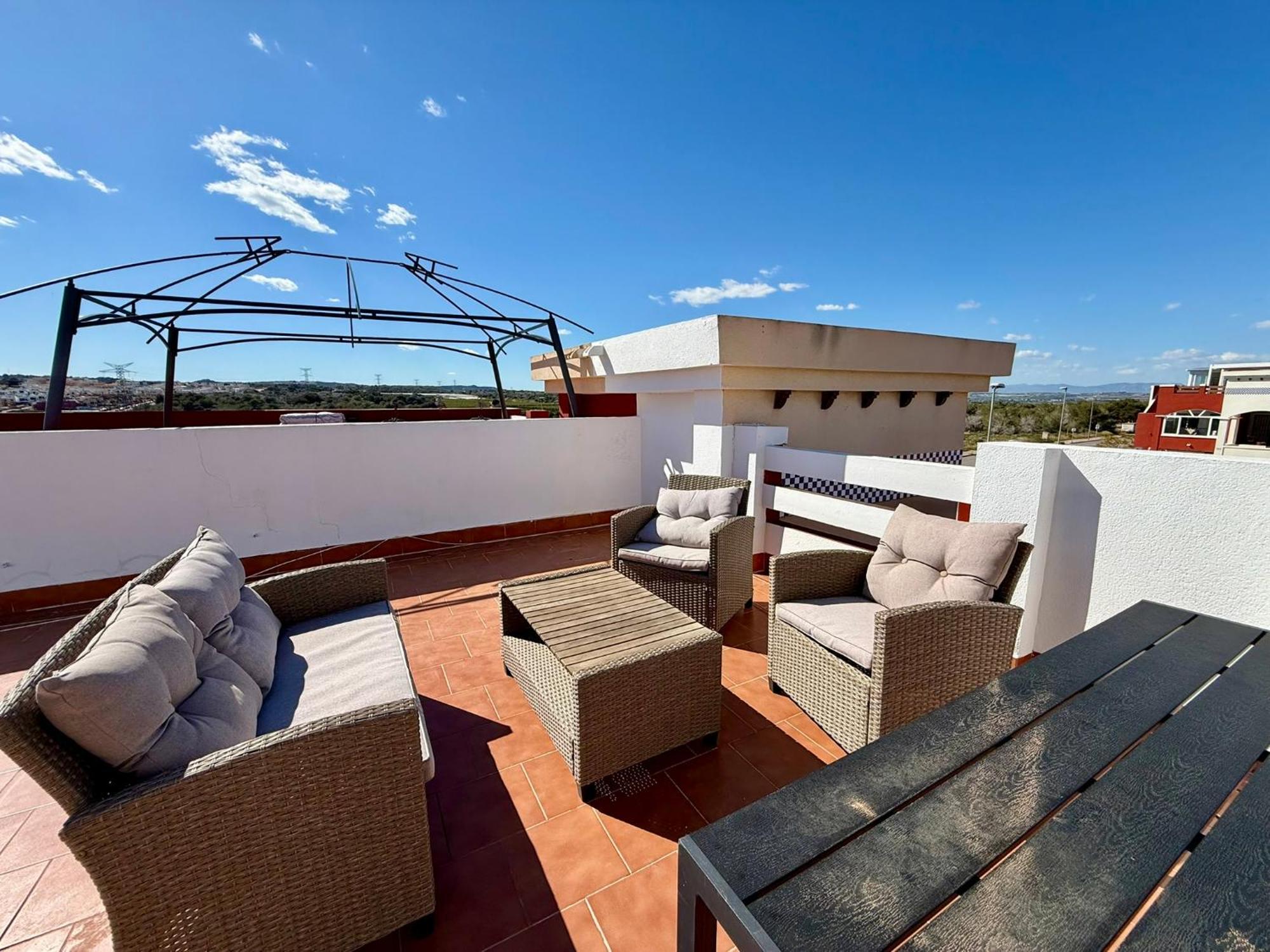 Sunny-Terrace Apartment in Los Altos