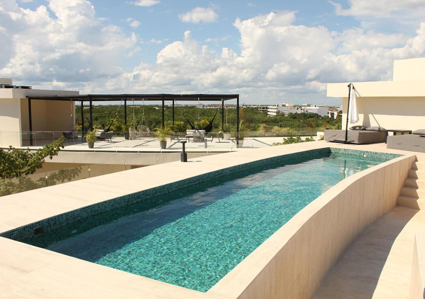 Oasis en jungla con patio y transporte playa, imagen 4