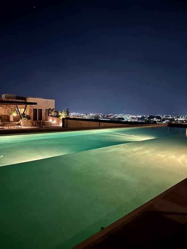 Luxury Studio Rooftop,Pool,Gym,Wifi,close to Beach, foto 6