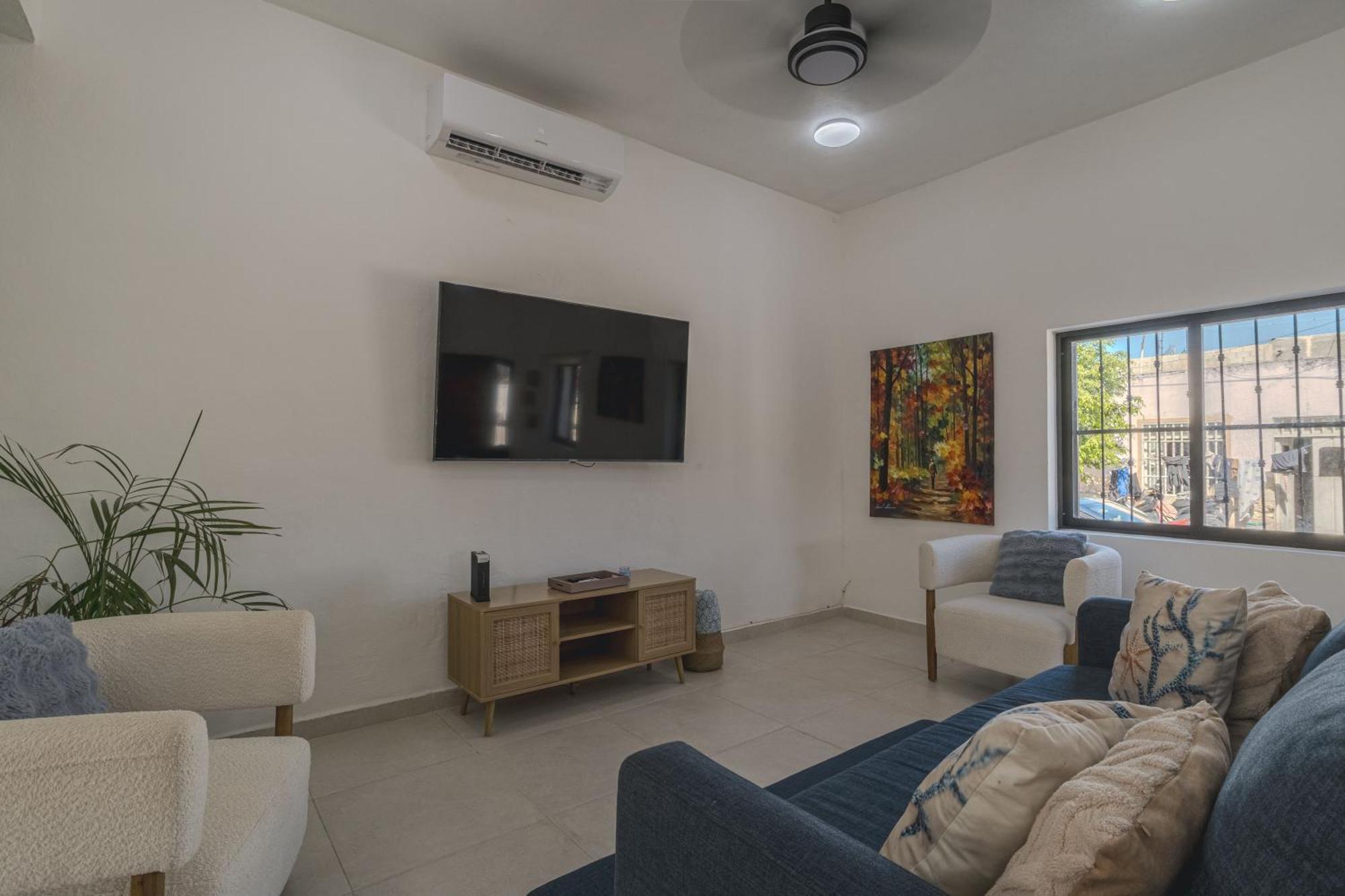 3 bedrooms home one block from the beach with pool, very central location, foto 6
