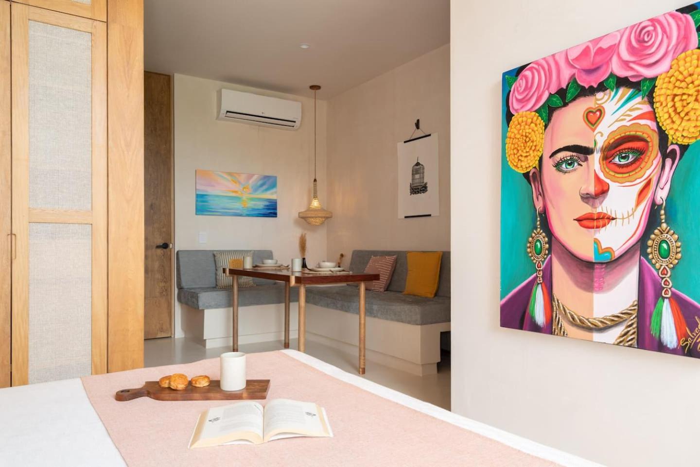 Chic Studio wrestaurant, yoga, coworking areas, foto 11