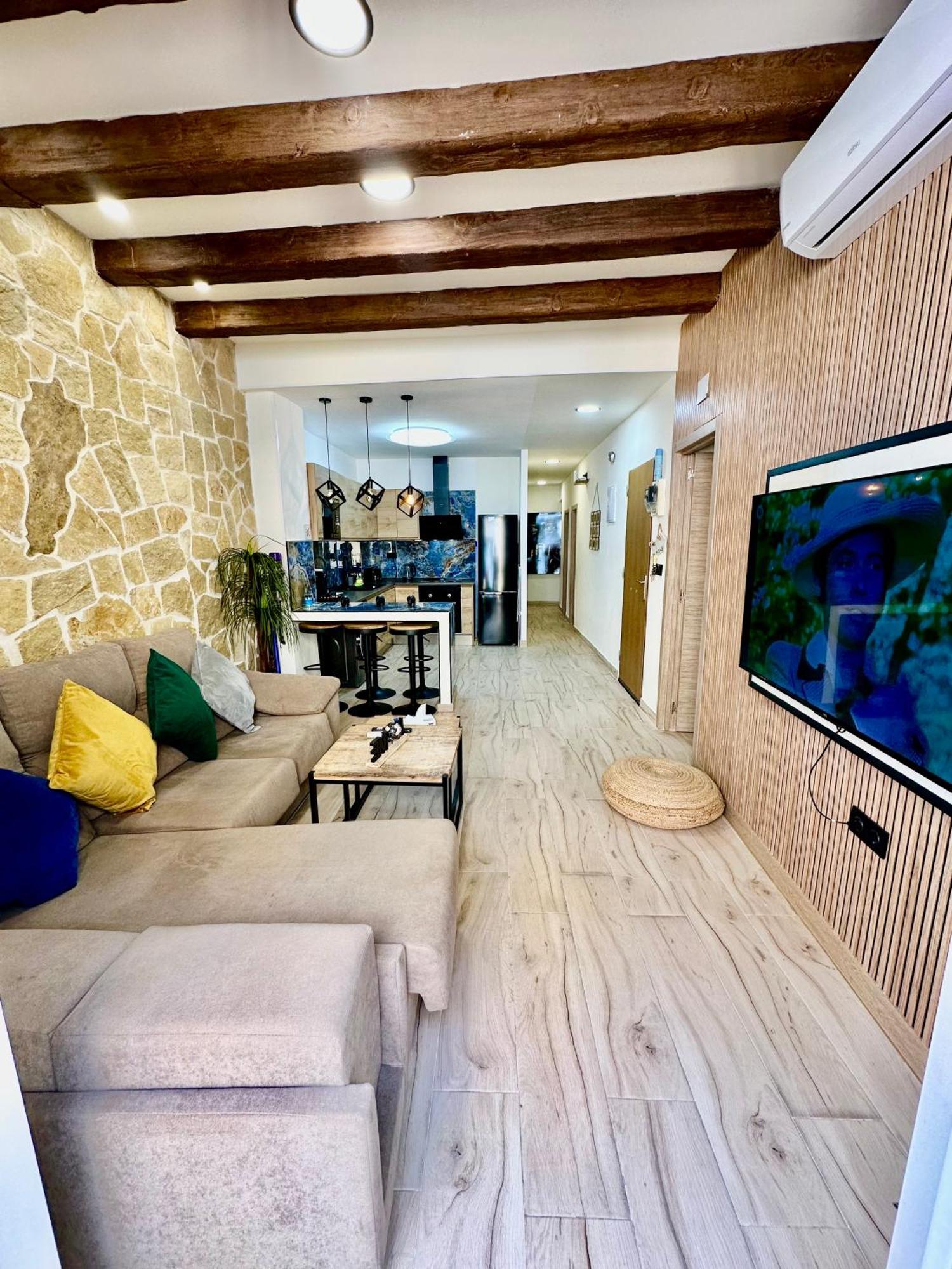 La Reina Apartment by the Sea