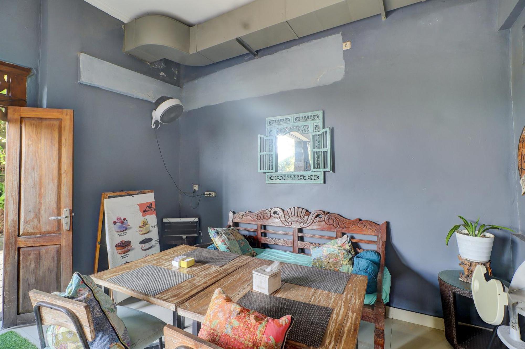 Townhouse Oak Su's Cottage Near Legian Beach — foto 4