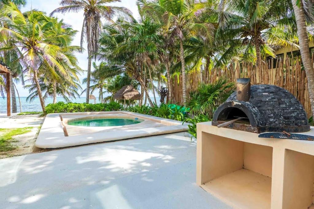 Beachfront paradise with private pool ocean view full kitchen & shaded patio - Villa Mandala, foto 16