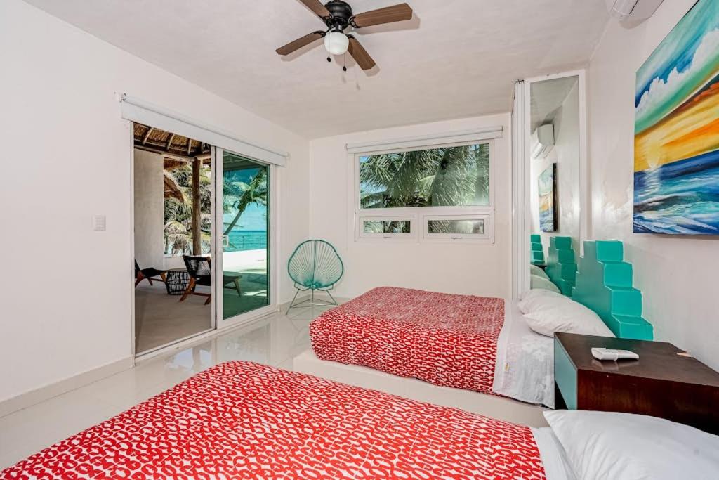 Oceanfront home with beach access pool balconies & waterfront hammocks - Villa Sol, foto 13