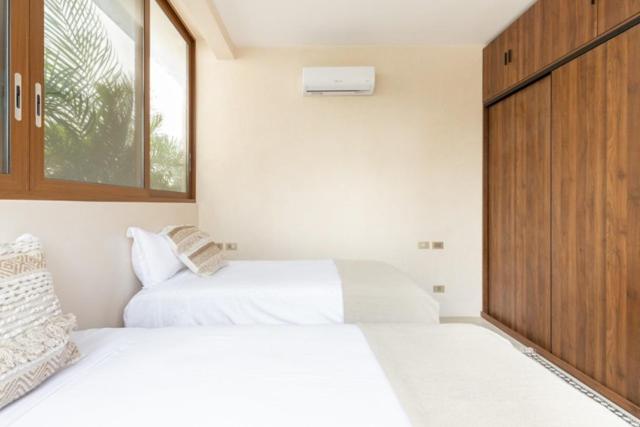 Stunning & brand new villa 6 pax, foto 8