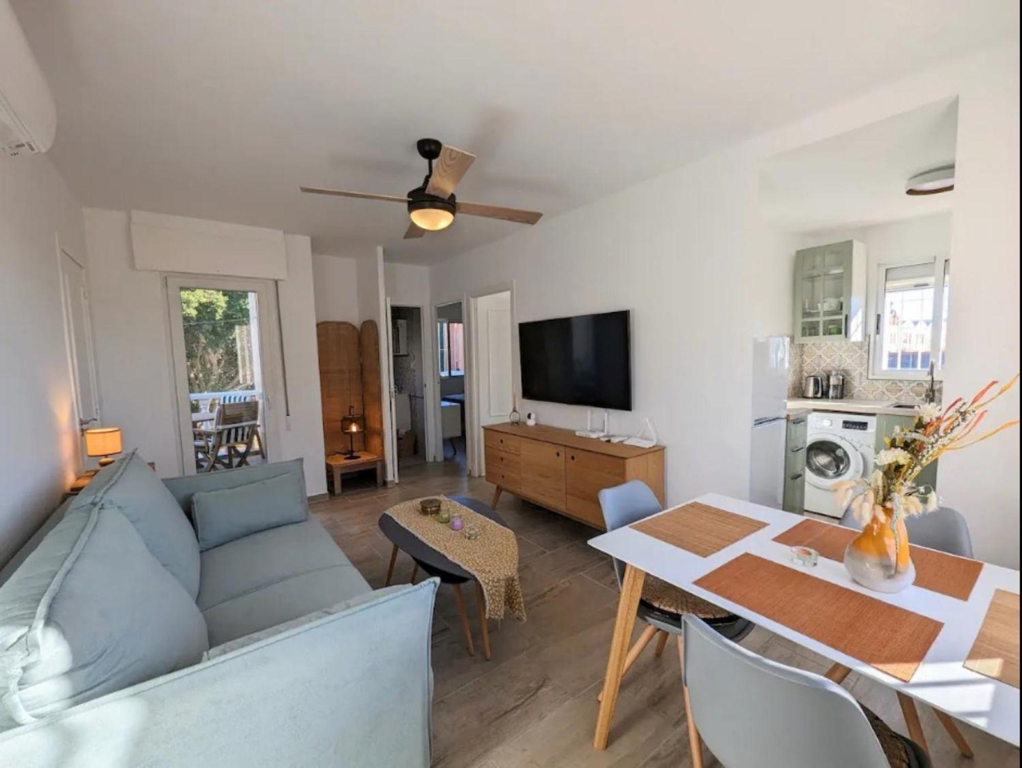 R-41 Modern Apartment with pool