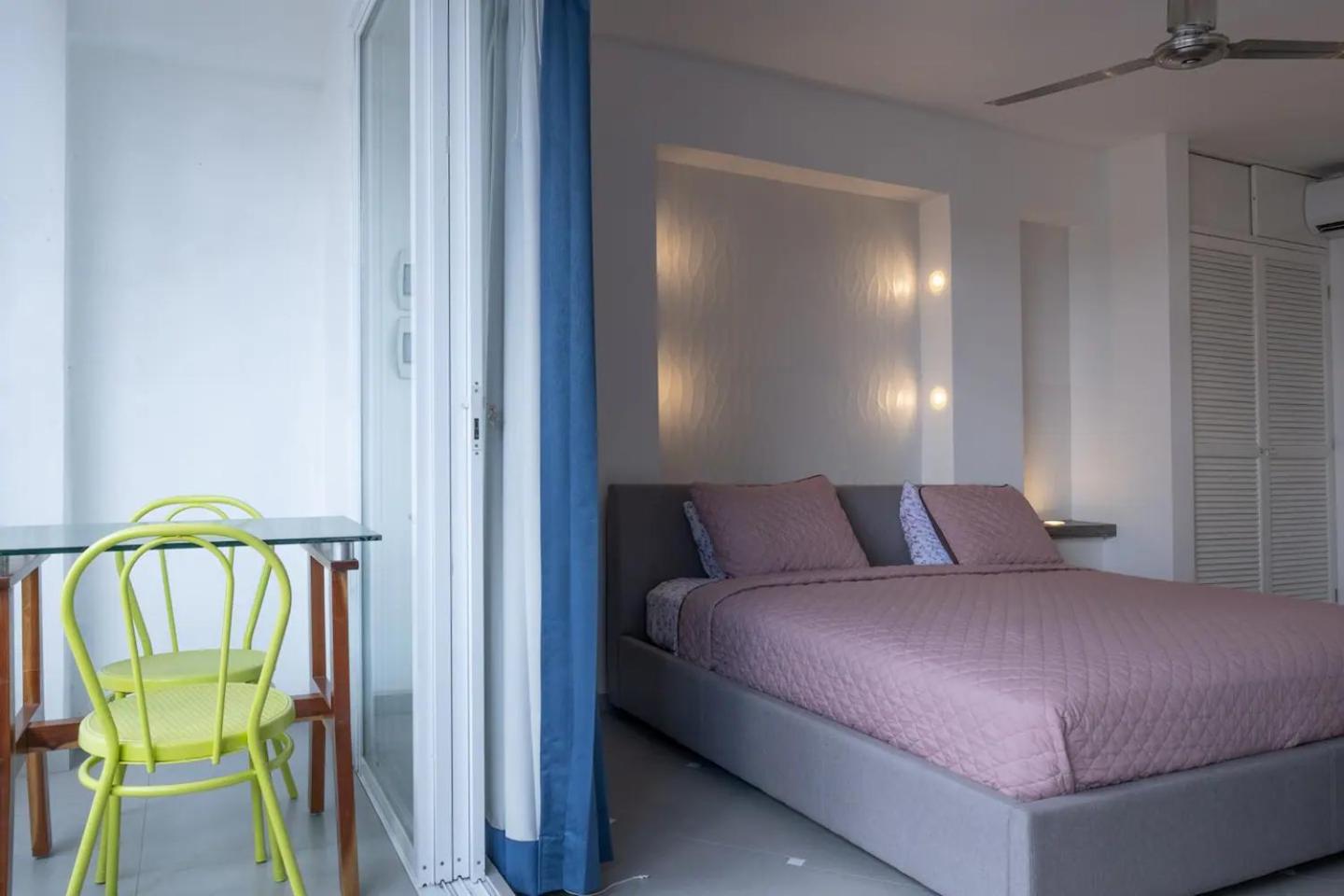 Studio centrico con terraza, foto 10