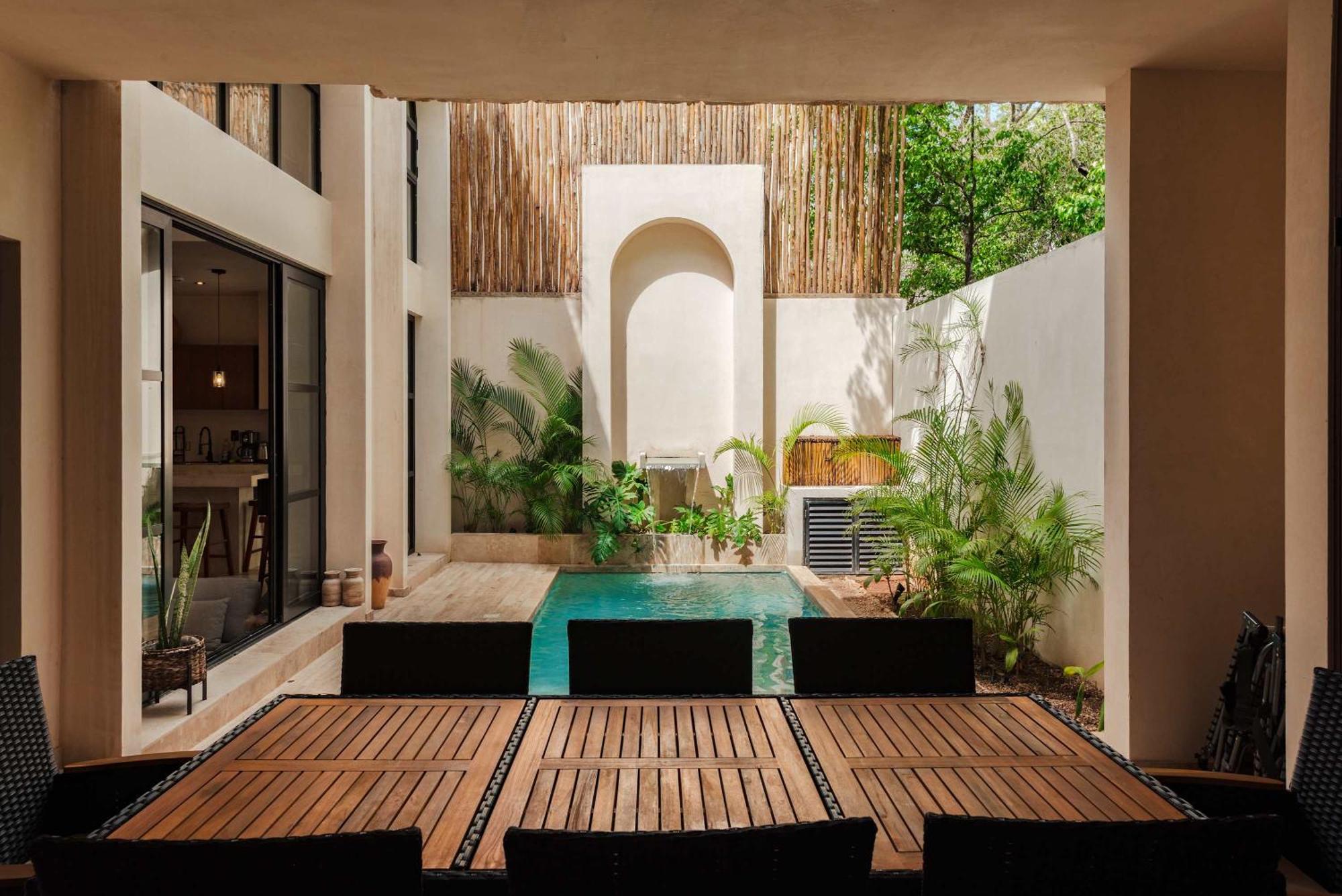 Luxury 4 Bedroom Villa with Private Rooftop Pool, foto 6