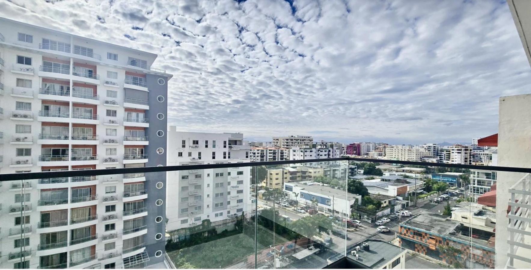 Luxury Designer Suite, Infinity Pool,City Views, imagen 4
