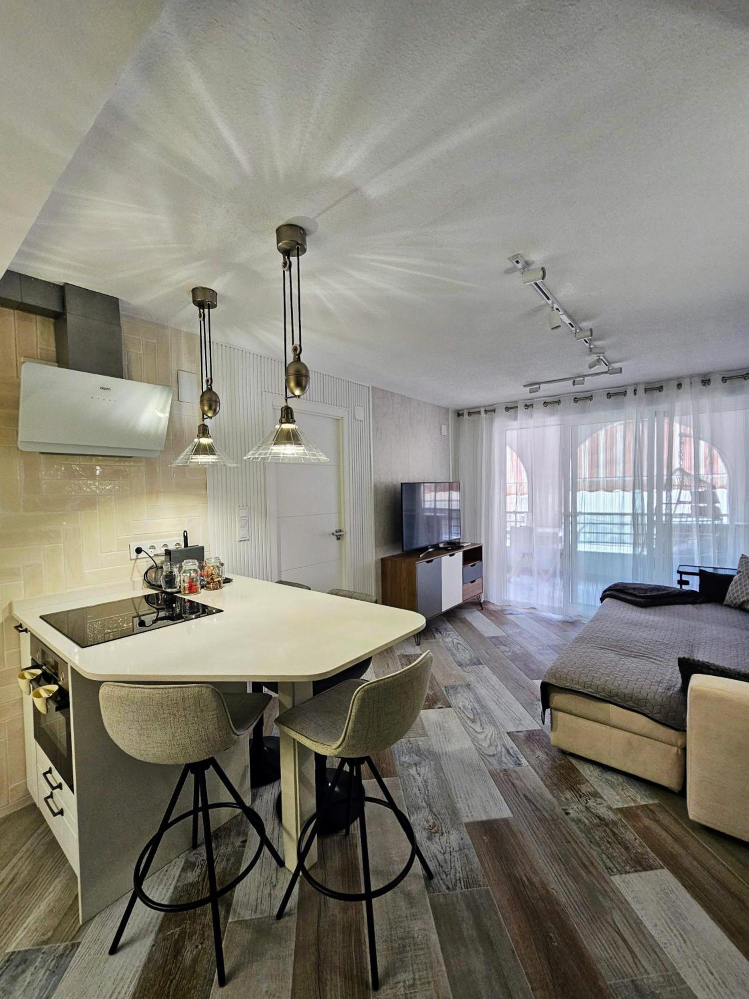GoldSand Apartments Pedro Lorca
