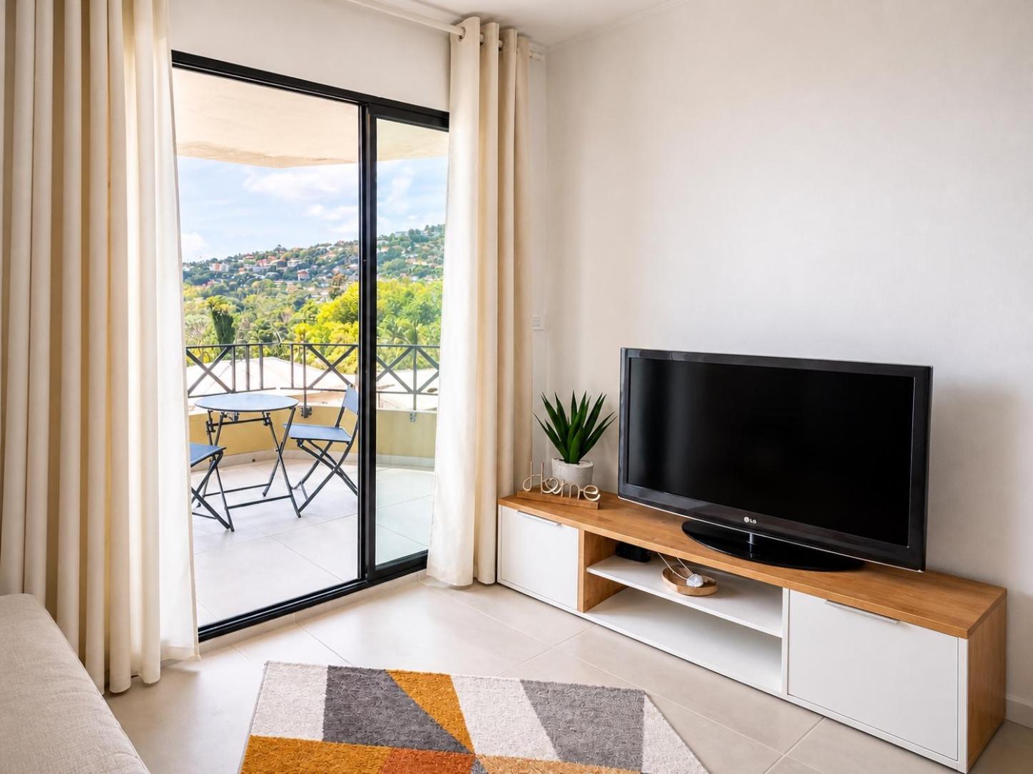 T2 lumineux & cosy - Vue sur la baie de Fort-de-France, proche CHU, imagen 4