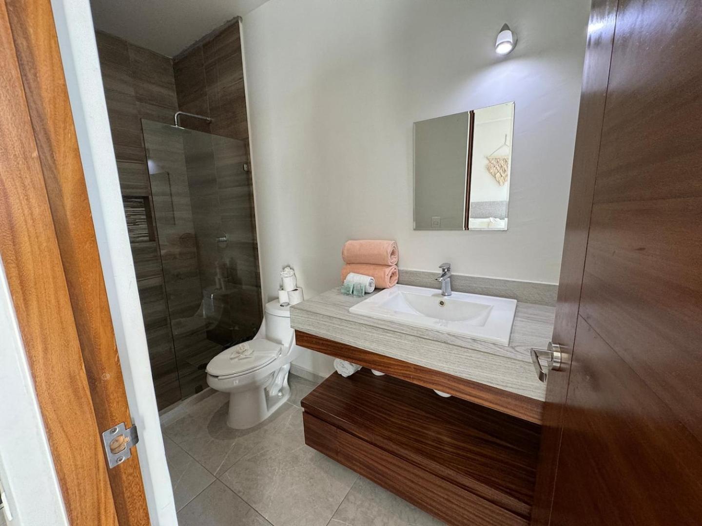 Ideal Area, Comfy Bed, 4 Blocks from 5th & Shops, foto 10