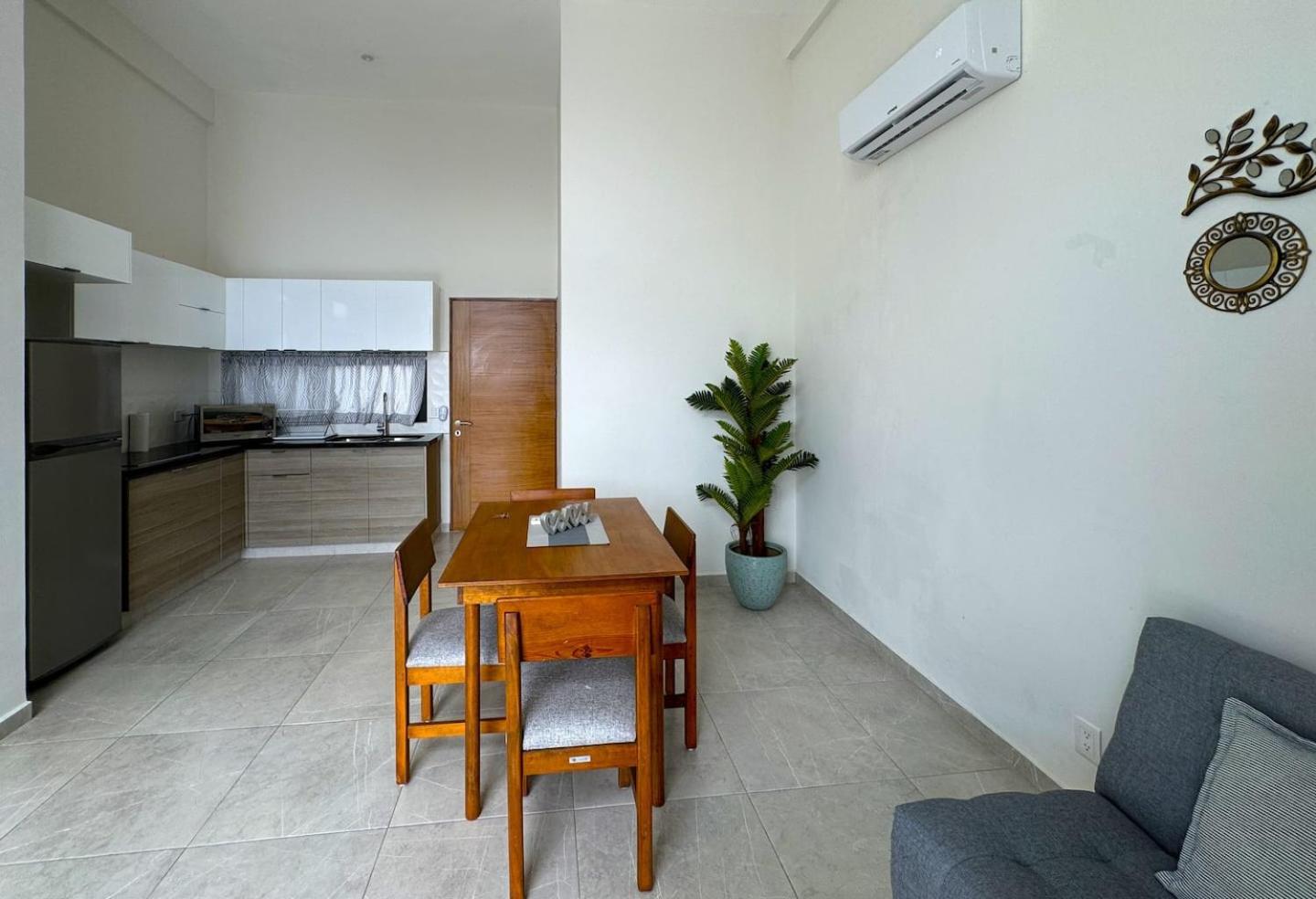 Ideal Area, Comfy Bed, 4 Blocks from 5th & Shops, foto 12