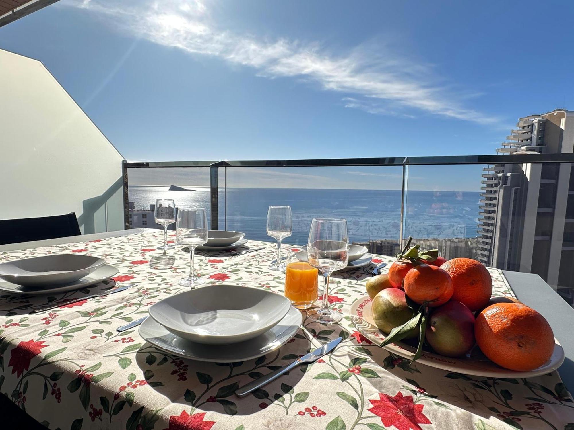 Sunset Waves Breeze