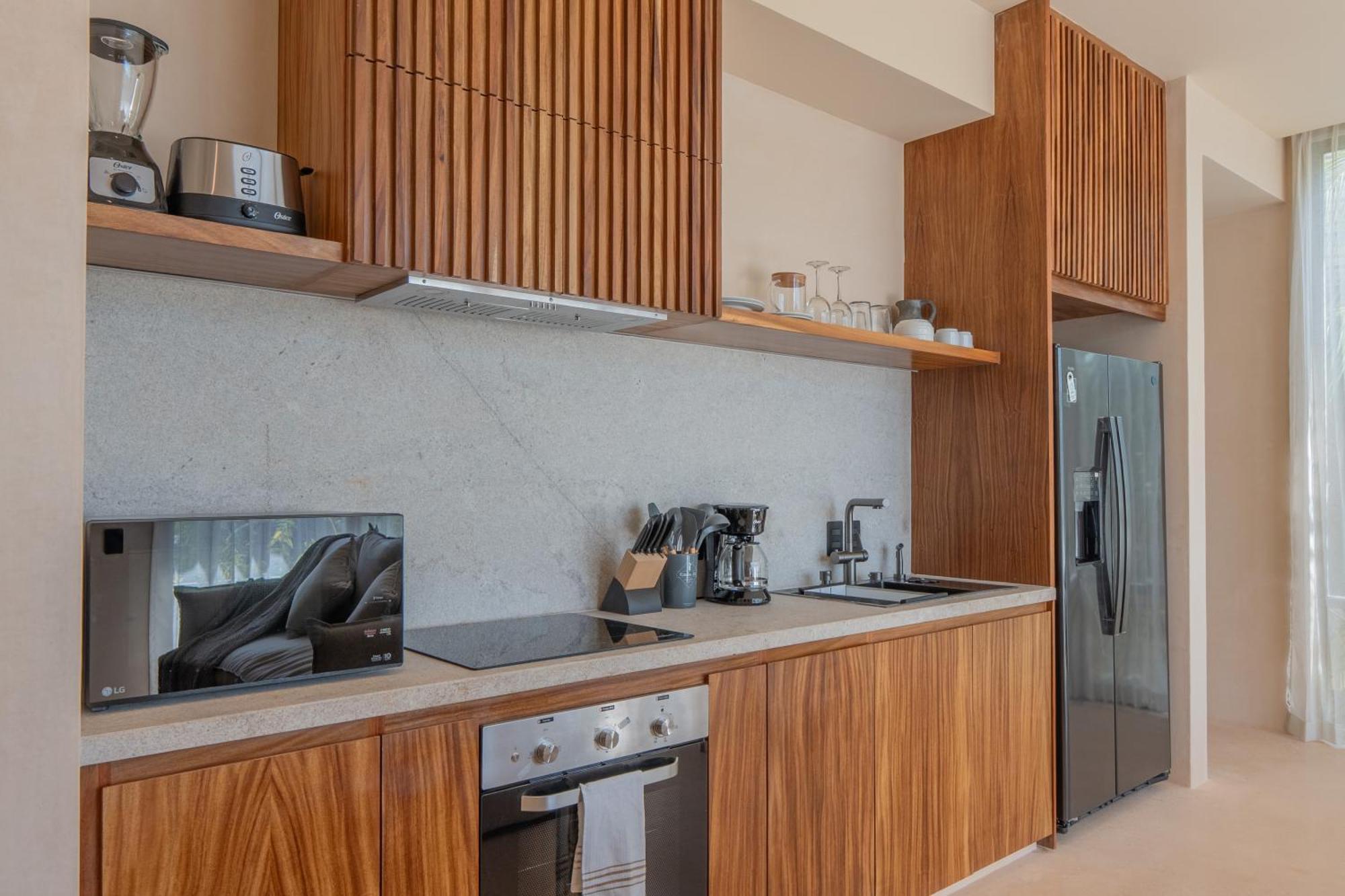 Luxury Penthouse, Rooftop Pool and Lagoon, imagen 5