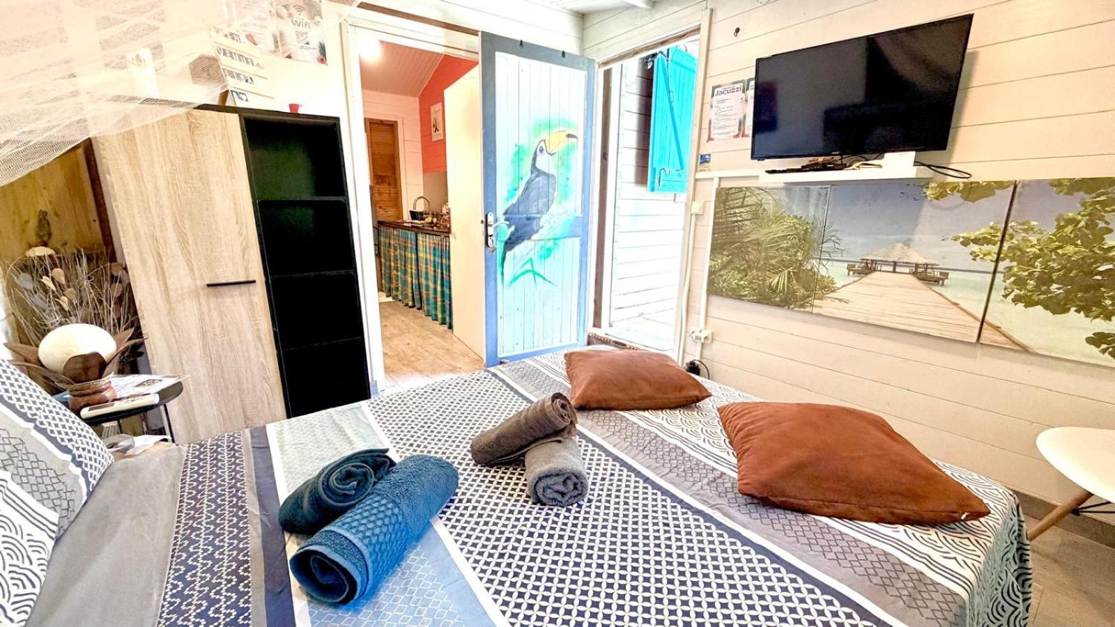 Bungalow La Perle - Jacuzzi - Piscine, foto 7