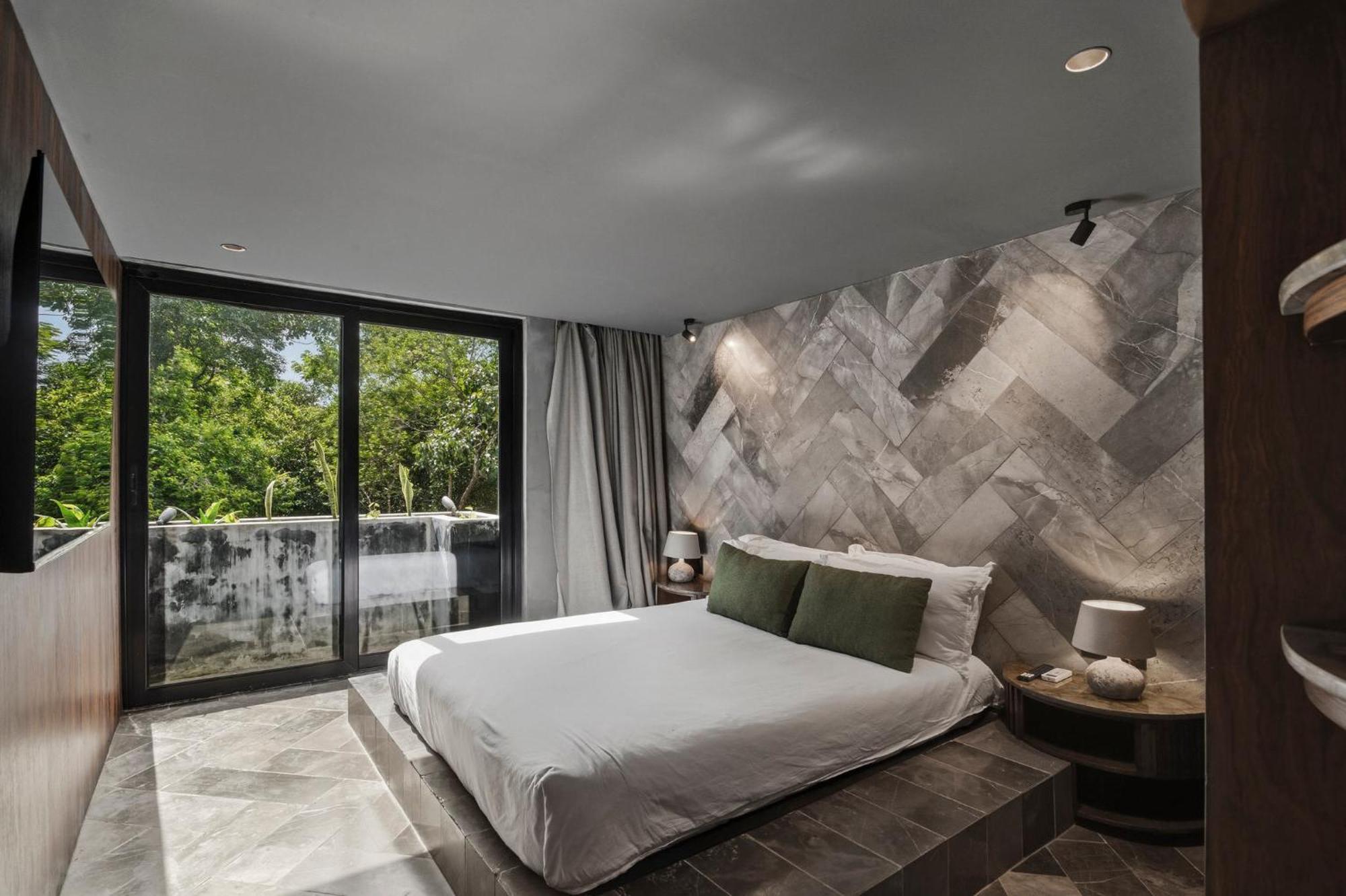 Casa Verde Tulum 4 Bedroom Villa with Rooftop Pool & Spa Access, imagen 4