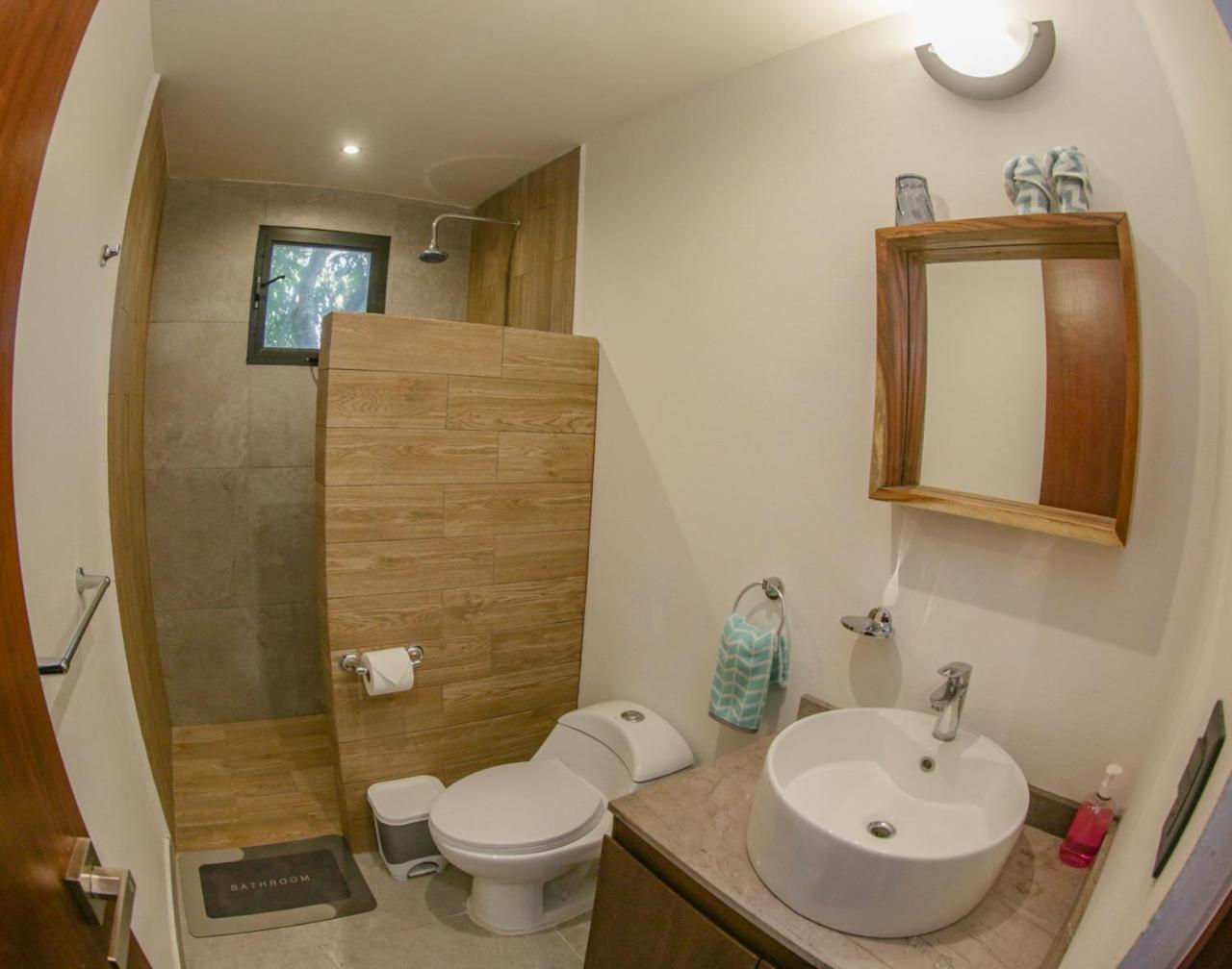 Kam Na Ha #202 - Elegant, newly listed, 2 Bedroom Retreat with Rooftop Oasis and Pool, foto 8