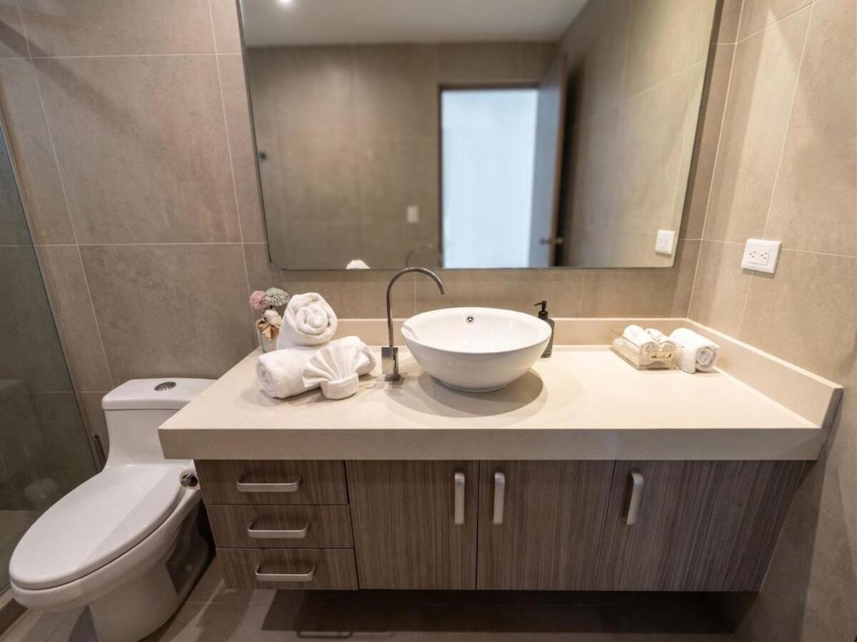 Solea Apartment Very Close to the 5th Av and Beach, foto 11