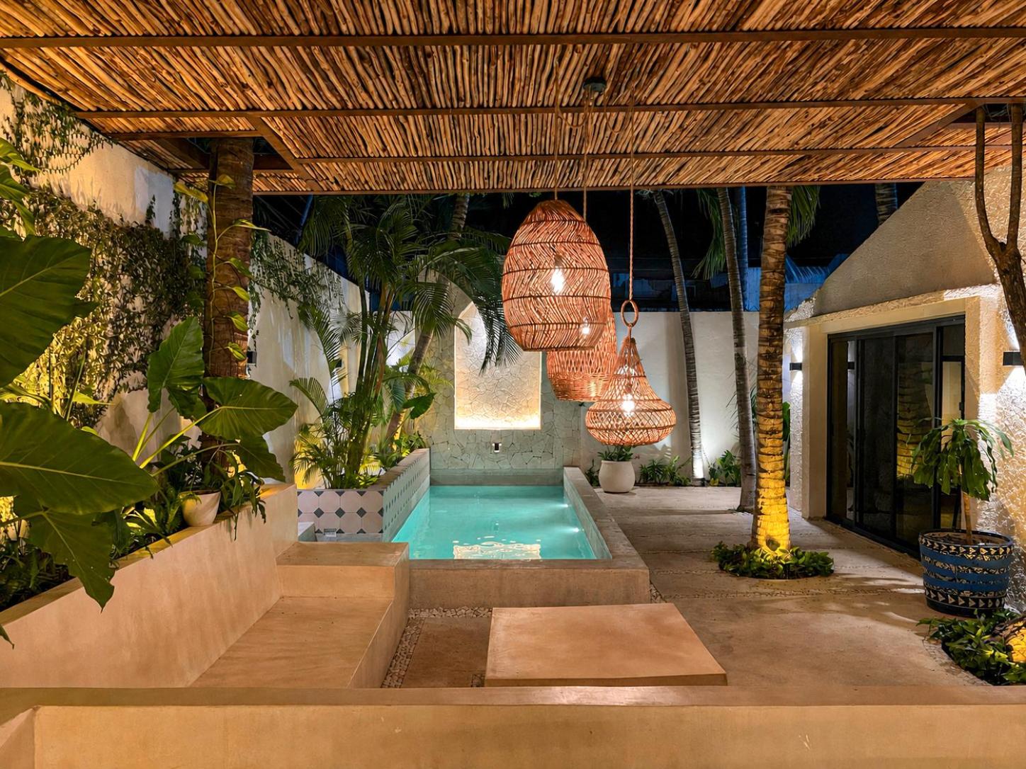 Boutique Private Villa in Hotel Zone - Pool & Outdoor Living