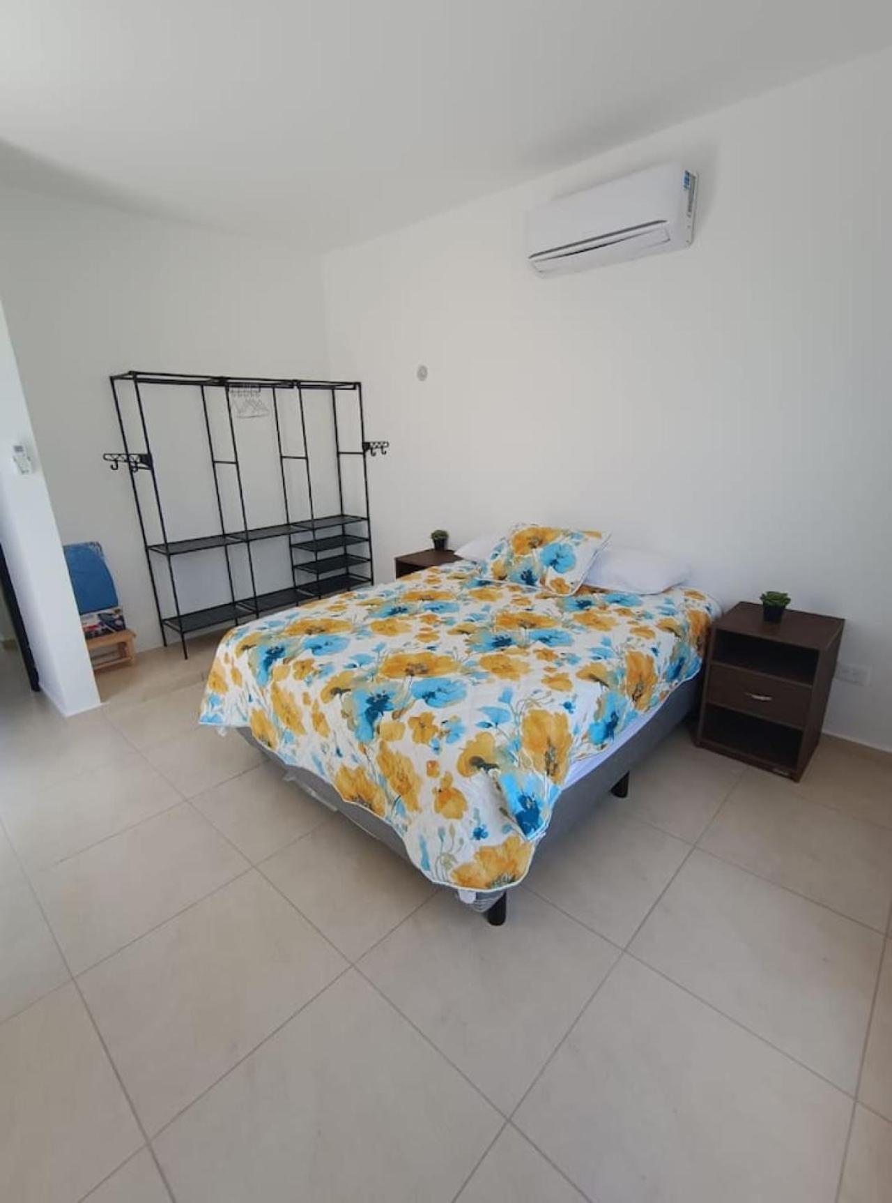 Beautiful house 2 bedroom wifi TV, foto 11