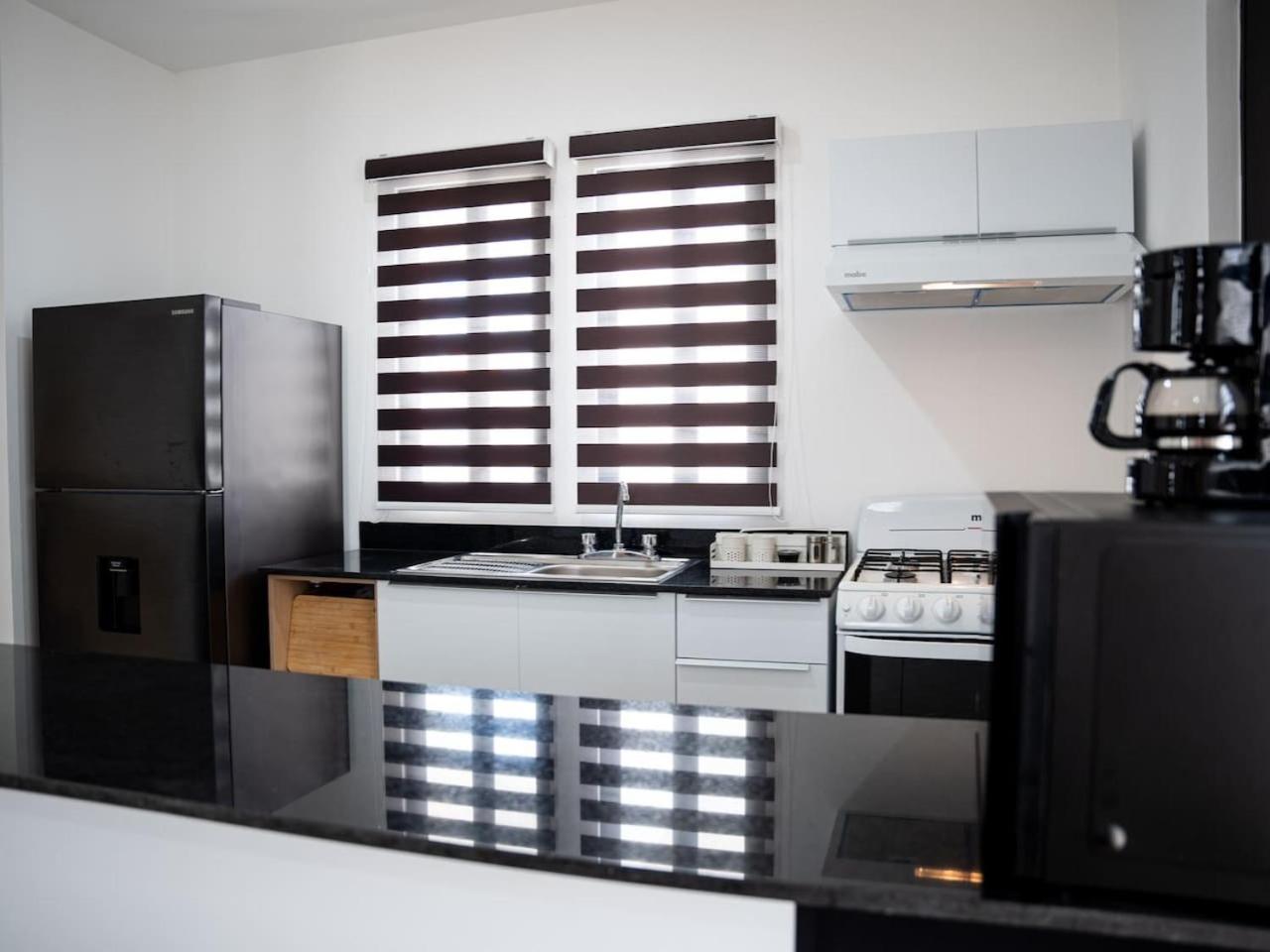 Beautiful house 2 bedroom wifi TV, foto 14