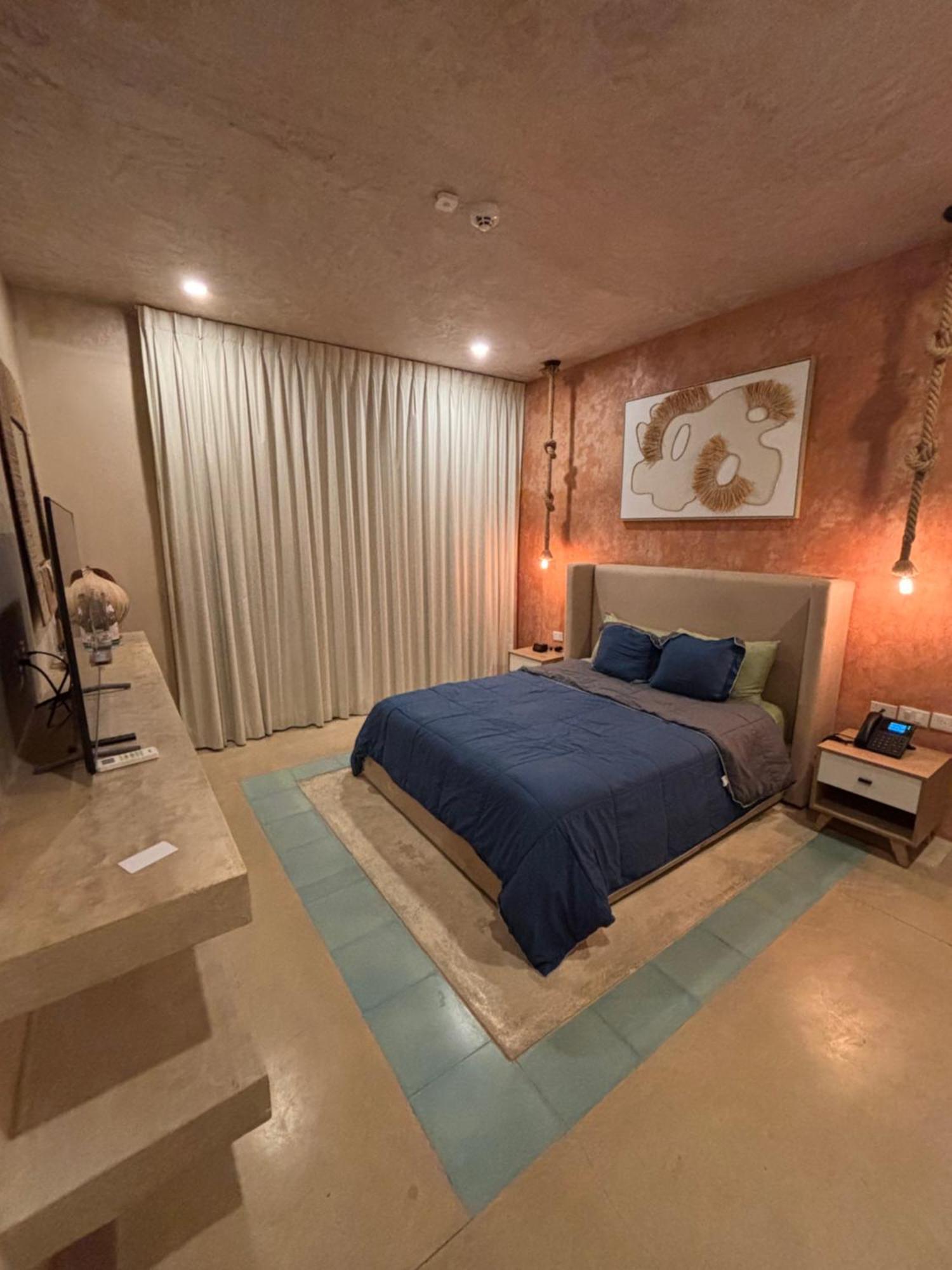 Simple y Luxury, imagen 2