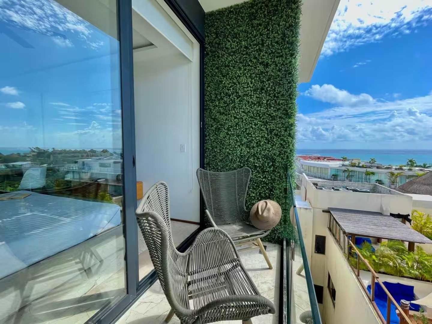 Sea View Studio w Rooftop Pool Near 5th Ave, foto 9