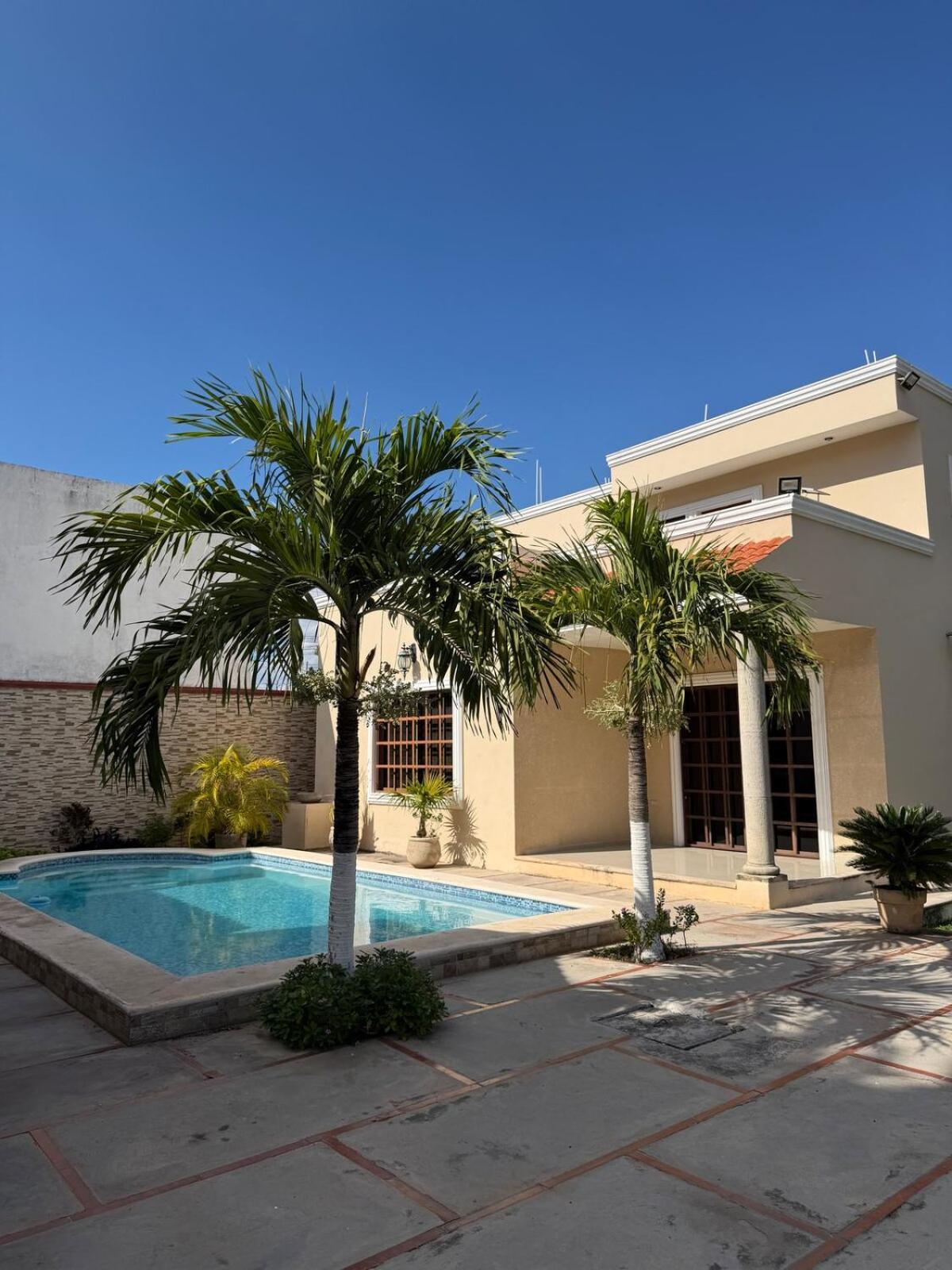 Gated house with garden and pool Mérida, foto 6