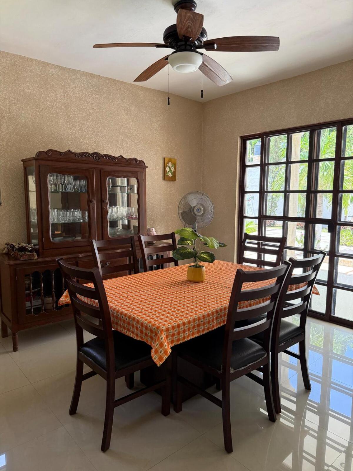 Gated house with garden and pool Mérida, foto 11