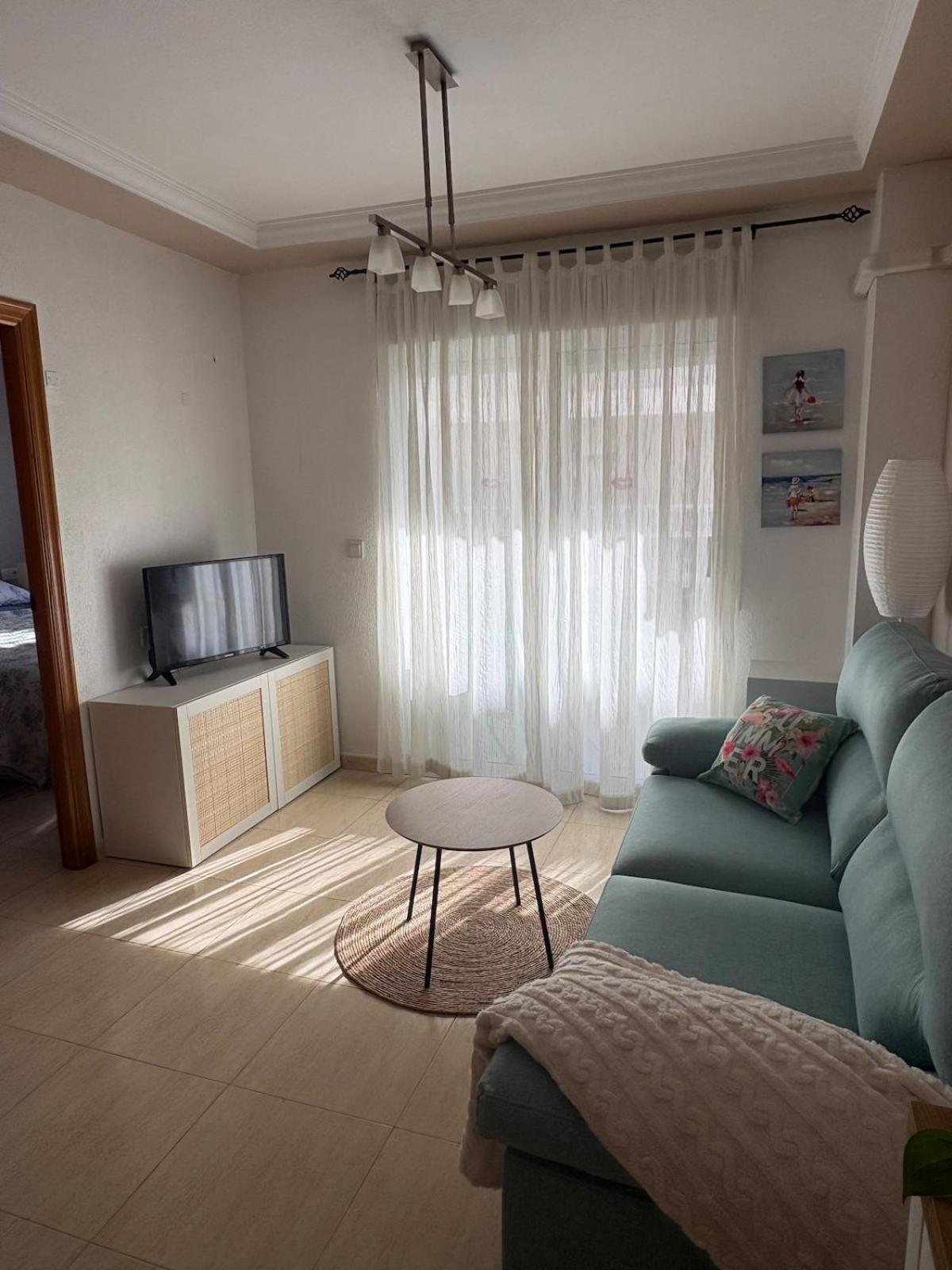 Sunny&Cozy Apartment, 6-Min Walk to Del Cura Beach