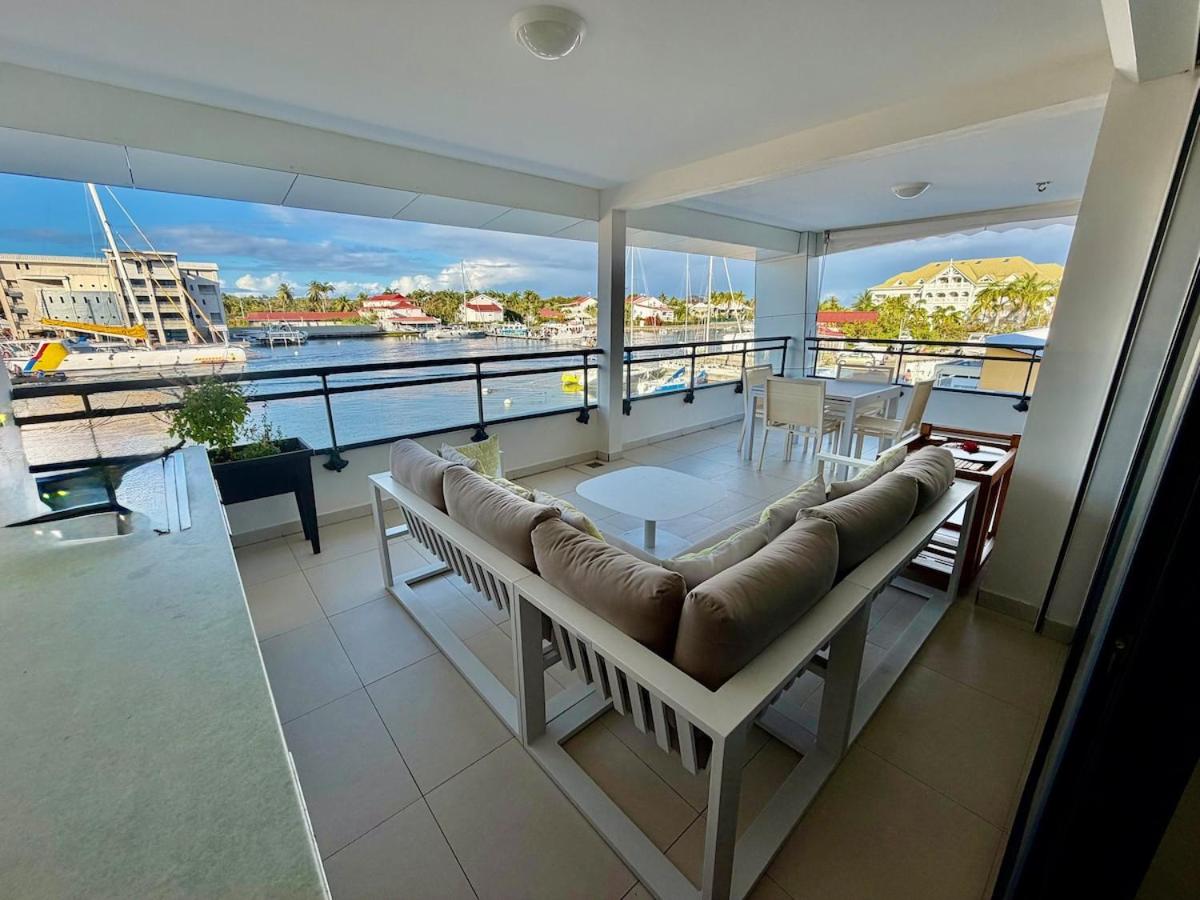 Les deux suites de la marina