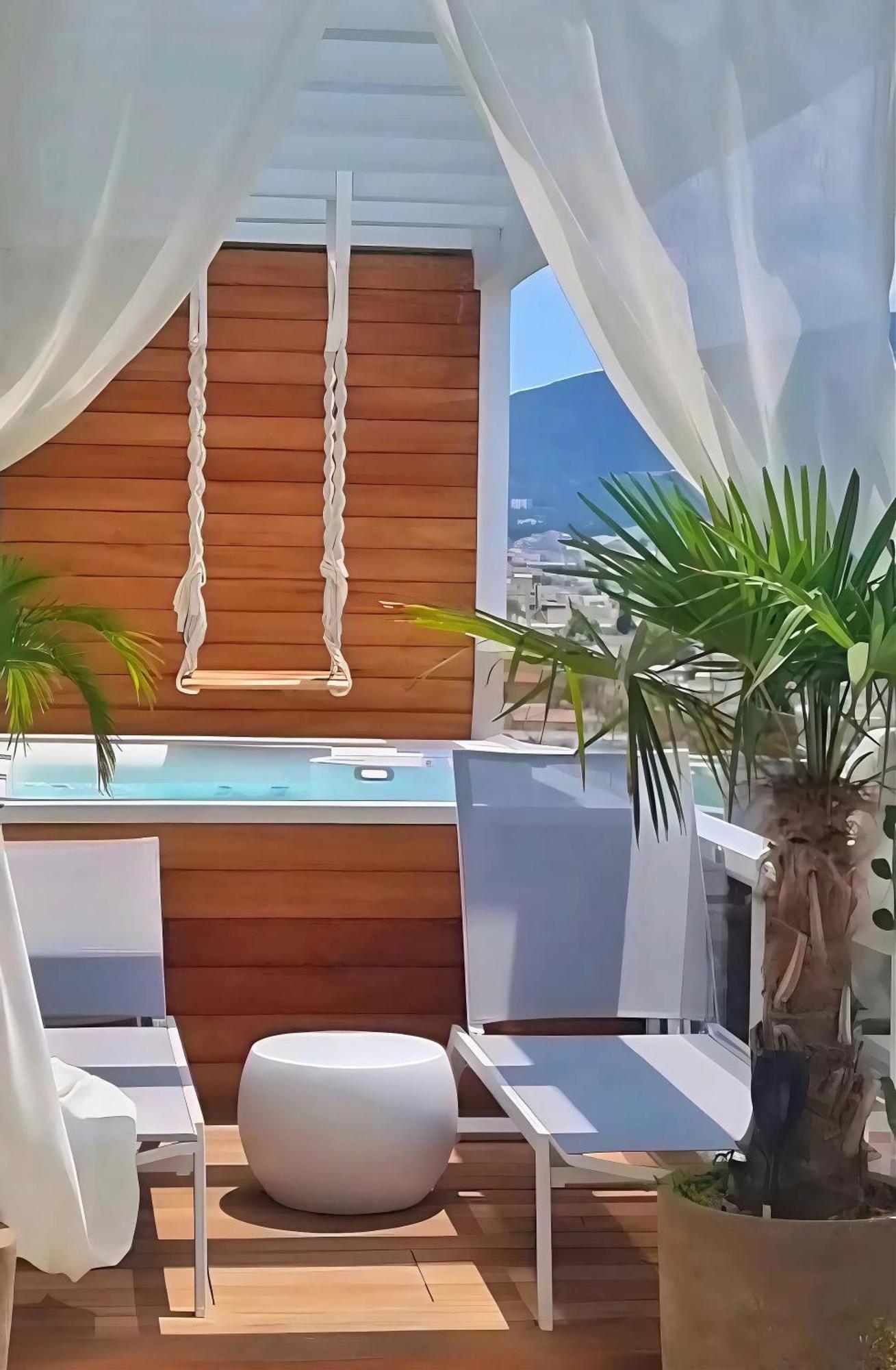 One 360 Skyline Athens Penthouses — photo 4