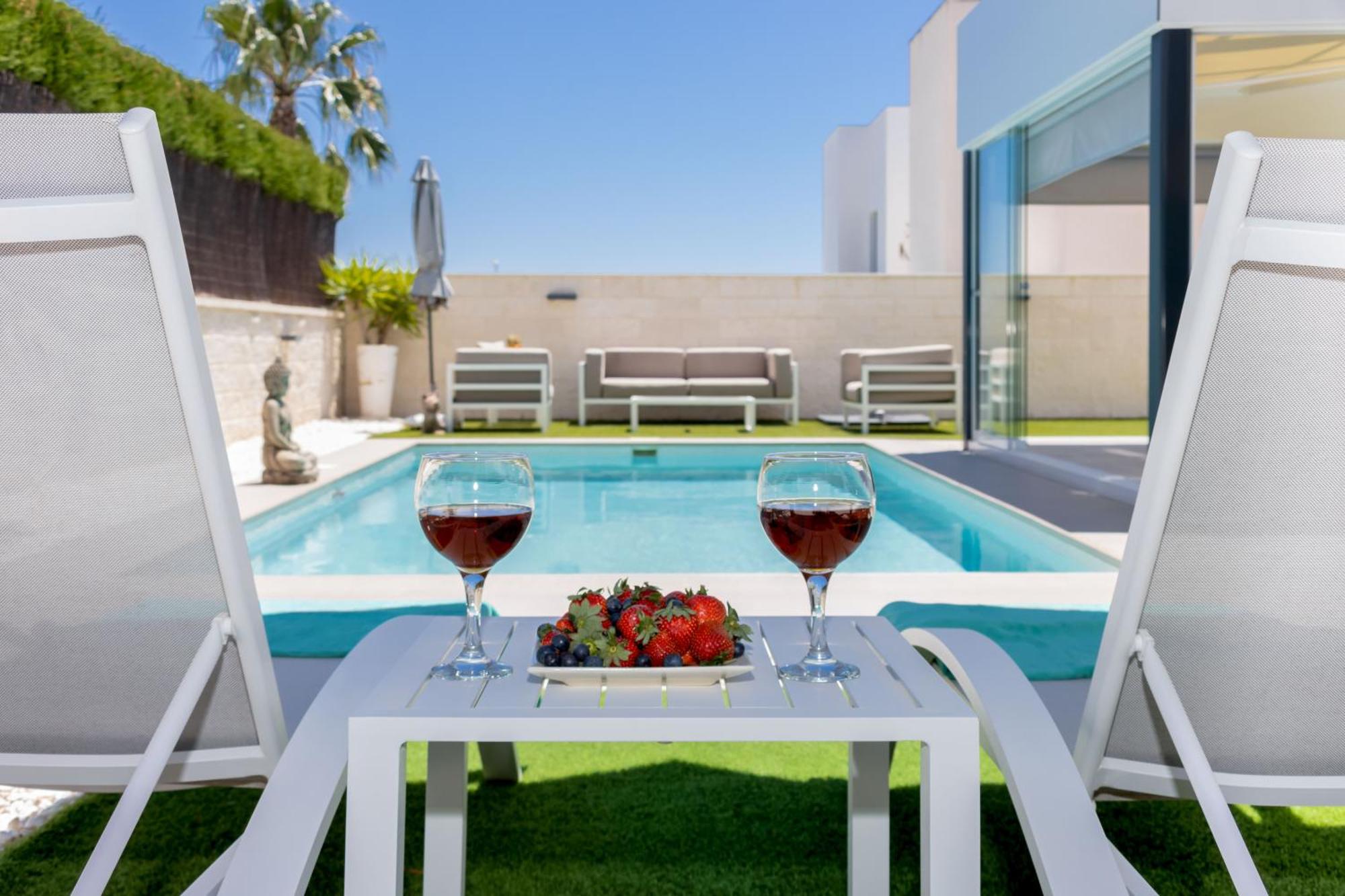 Luxury Villa with Private Pool & Solarium