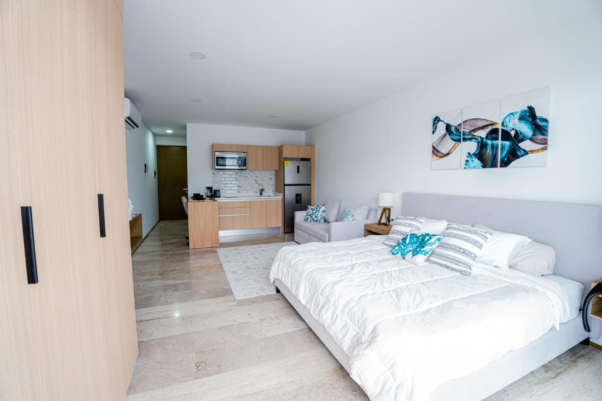 New Luxury Studio in the City Center, imagen 3