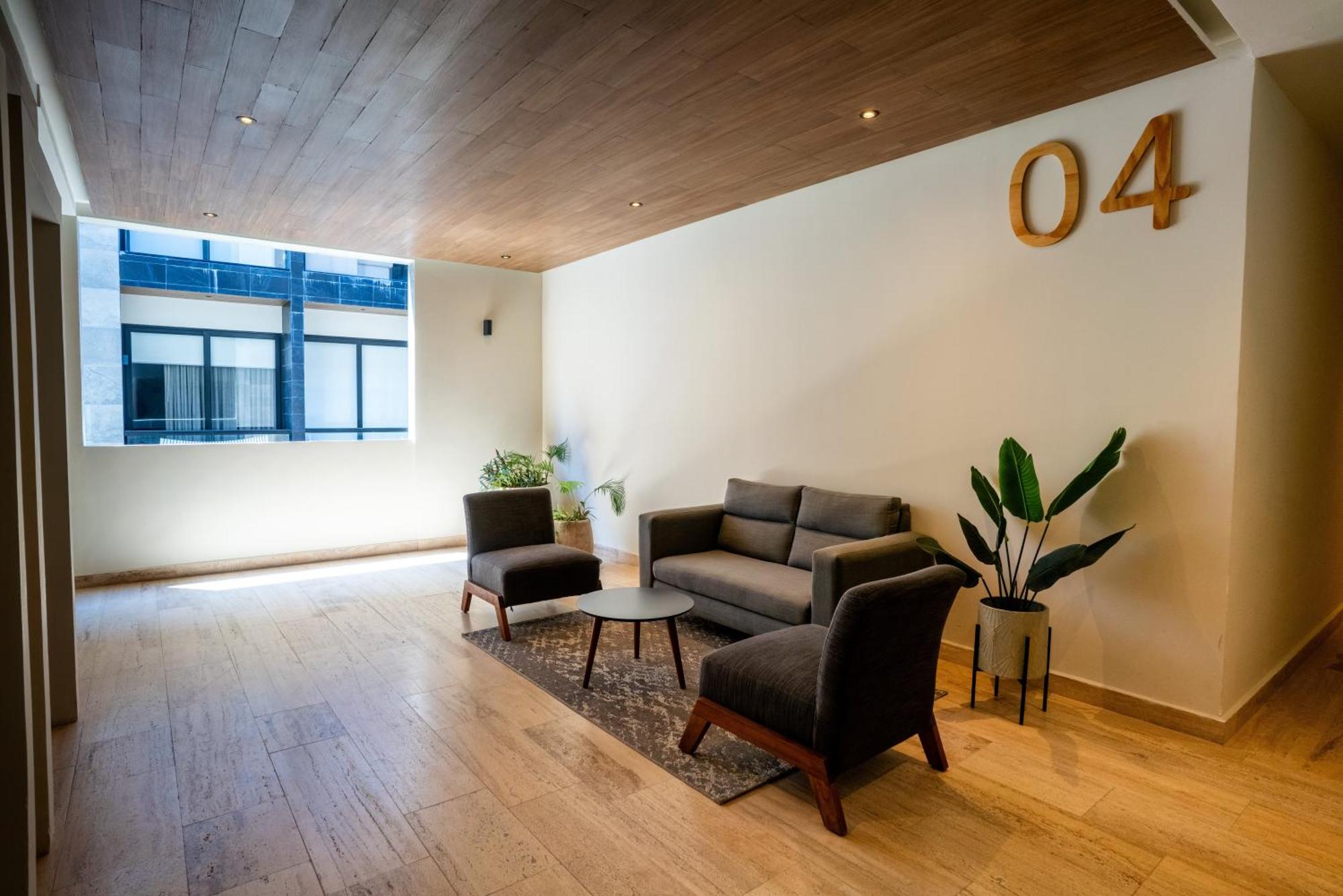 Musa Del Carmen, Centric Apt with Rooftop, Pool, Hot tub, Gym, foto 14