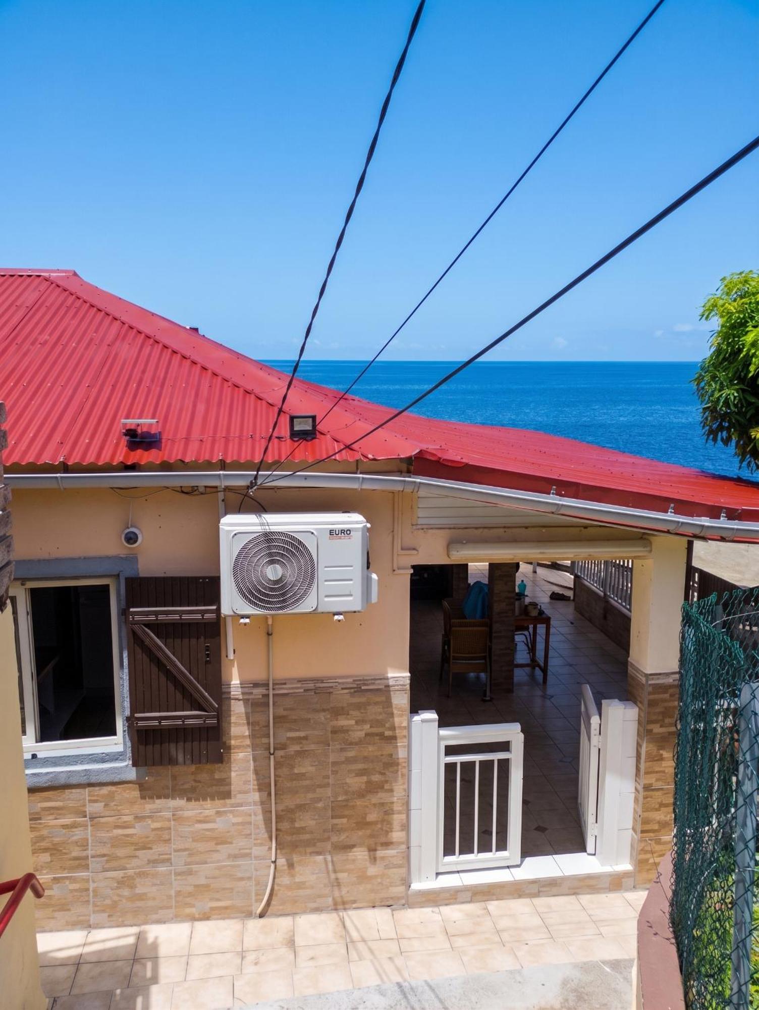 Maison accueillant jusqu'à 7 personnes à Basse-Terre