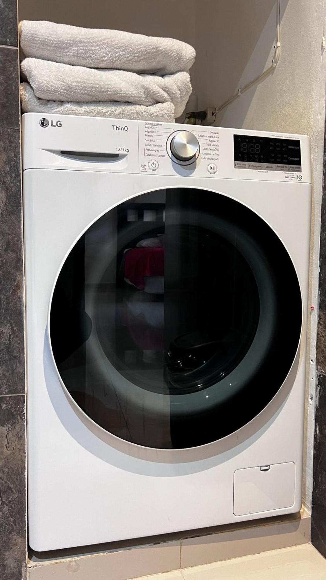 Home 365 Mérida Amplio y confortable departamento 3 recámaras 4 camas wifi, imagen 4