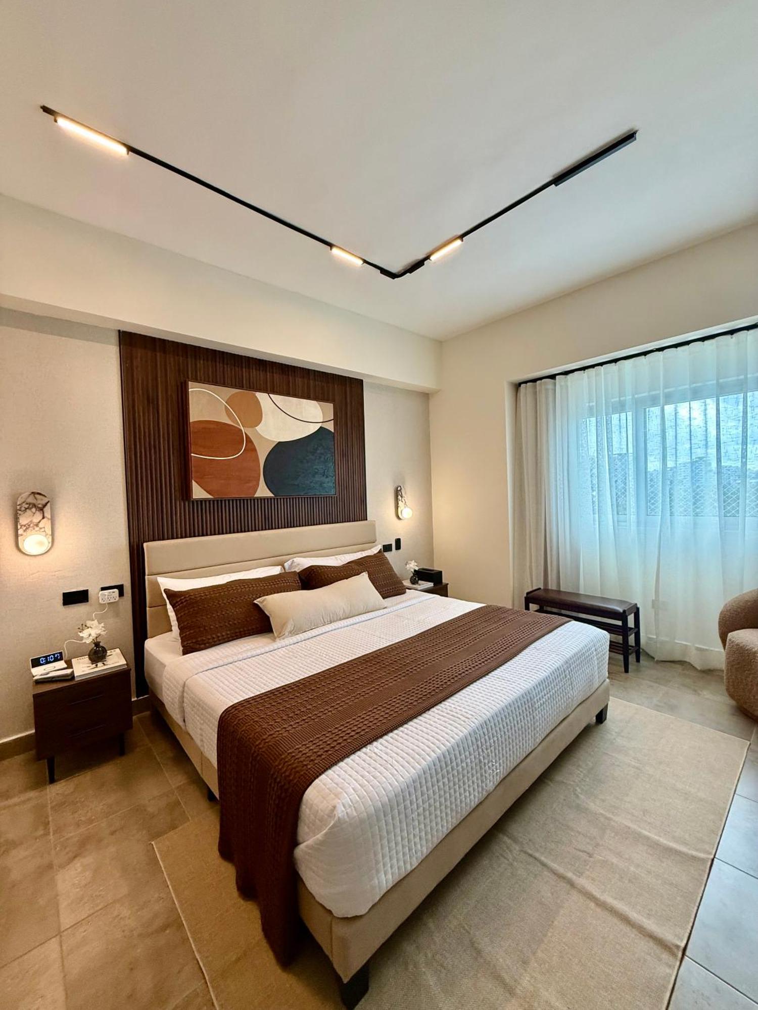 Vergel Luxury stay, king bed, Pool, Gym, Balcony, imagen 4