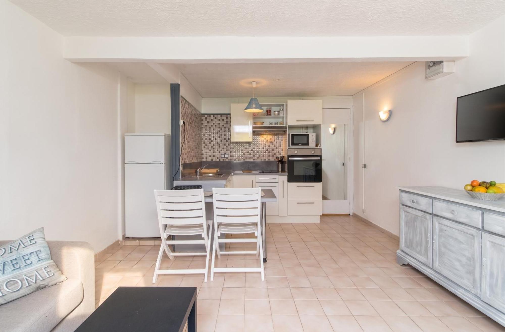Appartement confortable au Robert avec piscine partagée, 60 m²